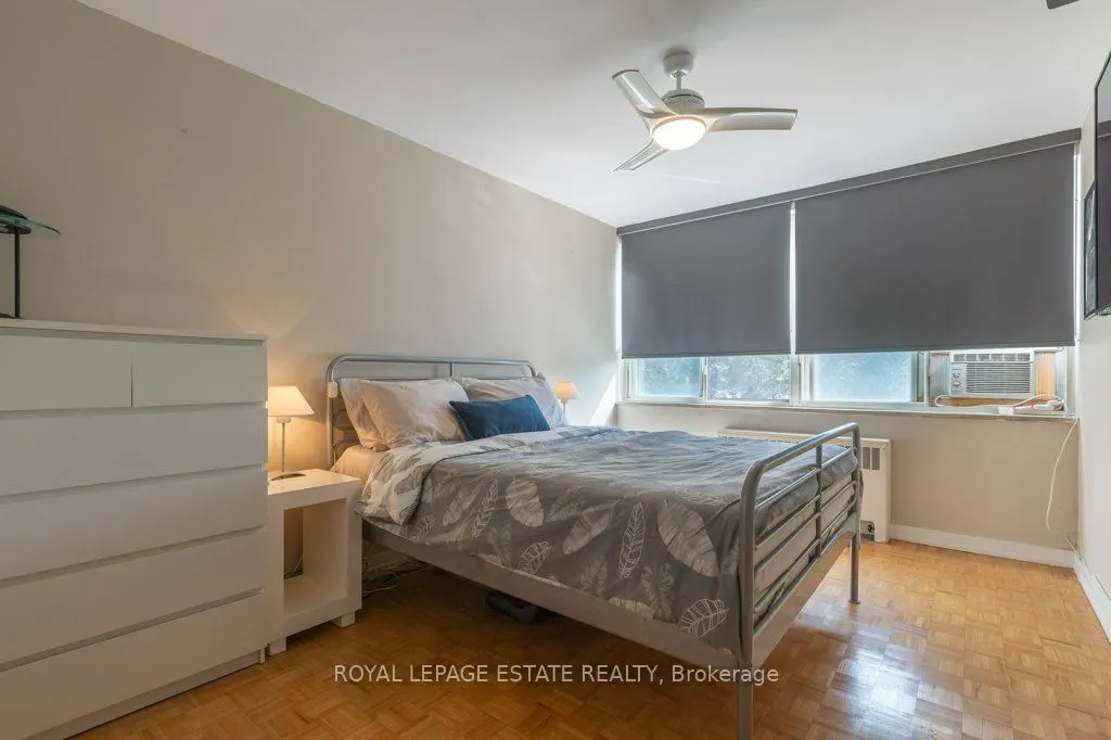 160 The Donway W, #305