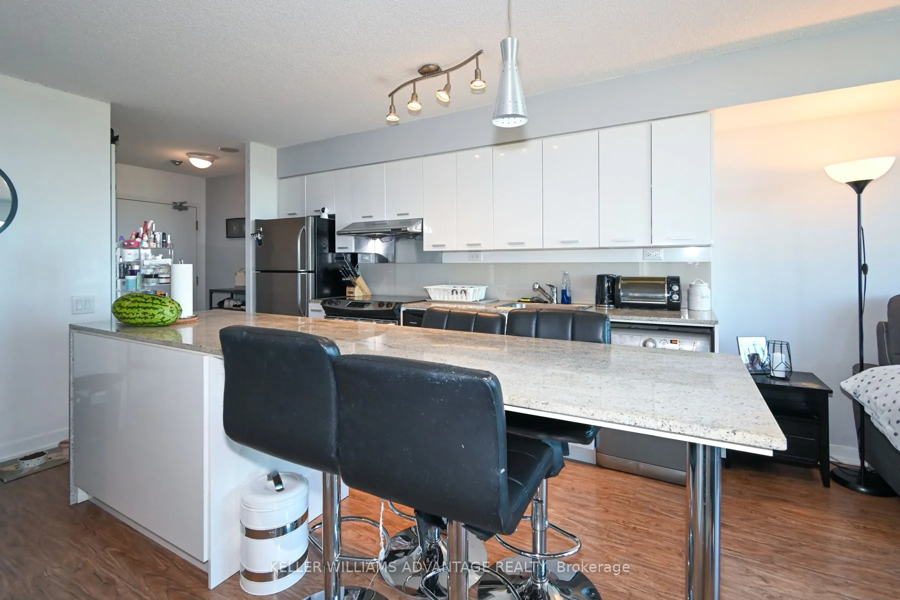 15 Singer Court, #1208