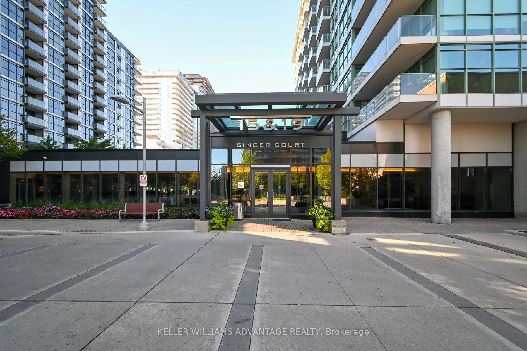 15 Singer Court, #1208