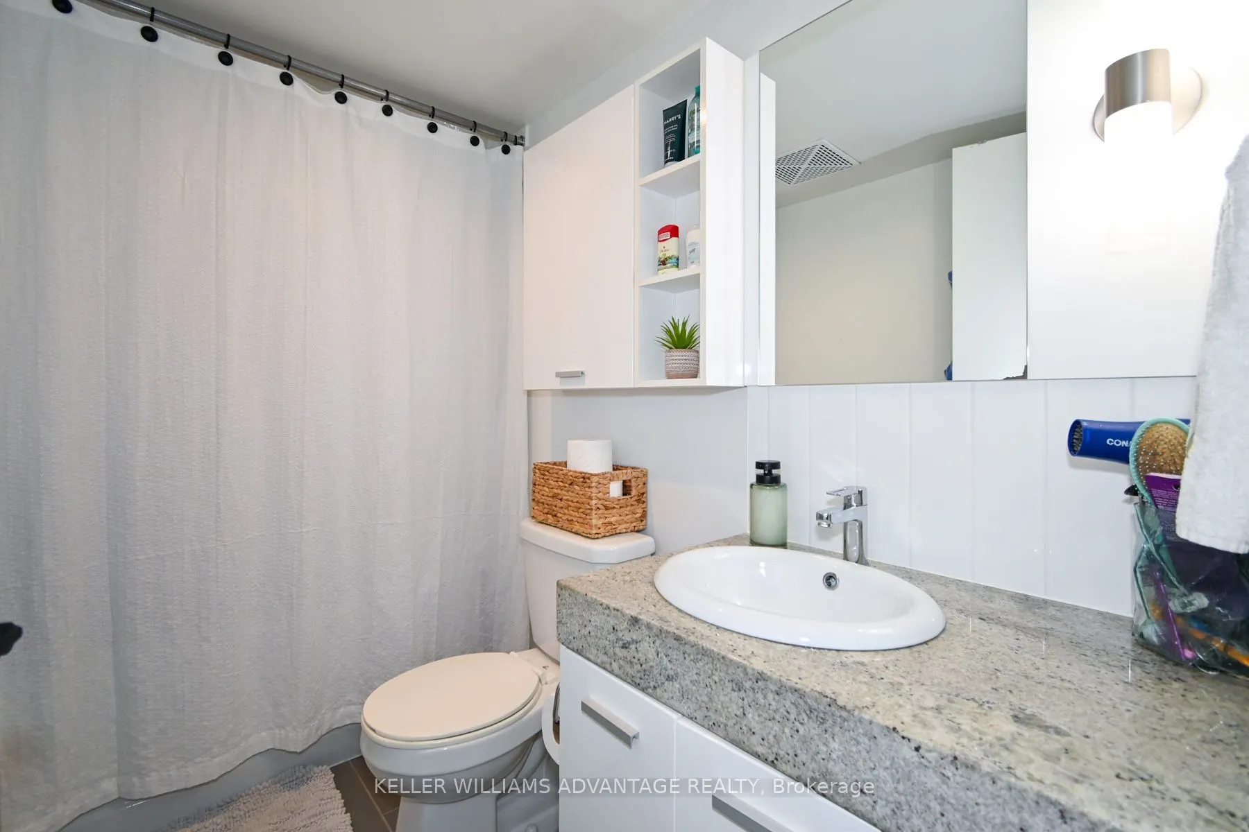 15 Singer Court, #1208