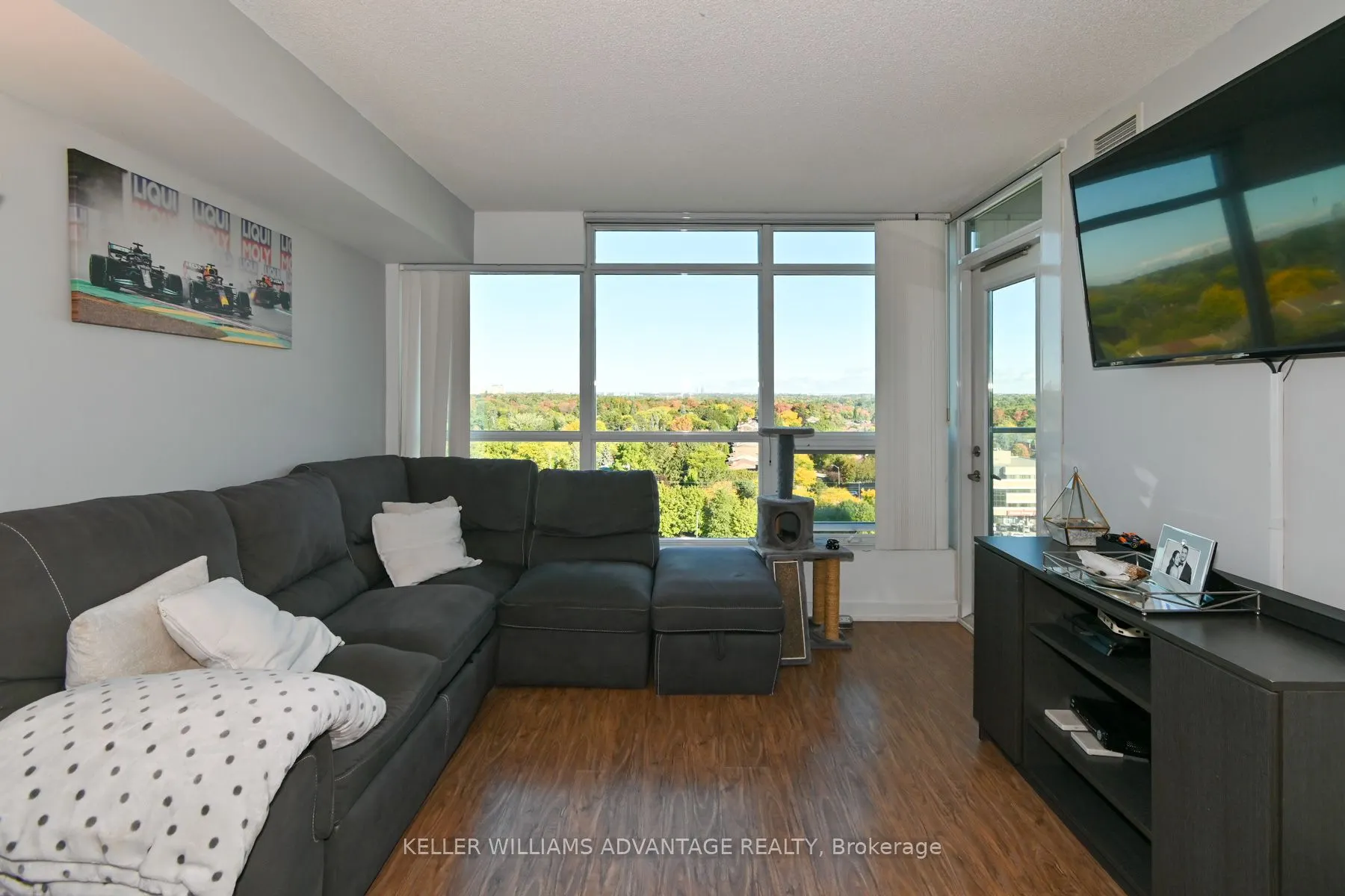 15 Singer Court, #1208