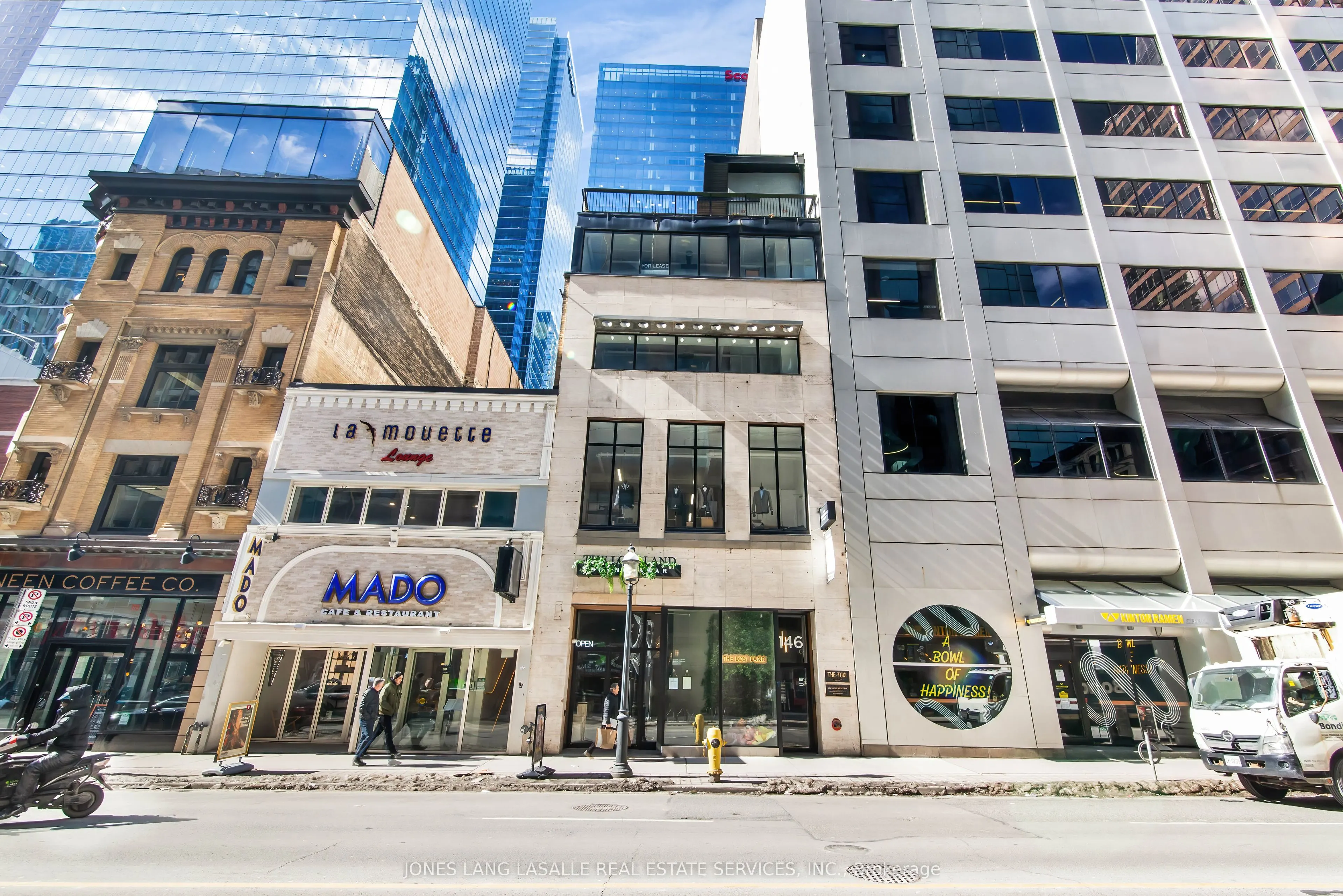 146 Yonge Street, #400