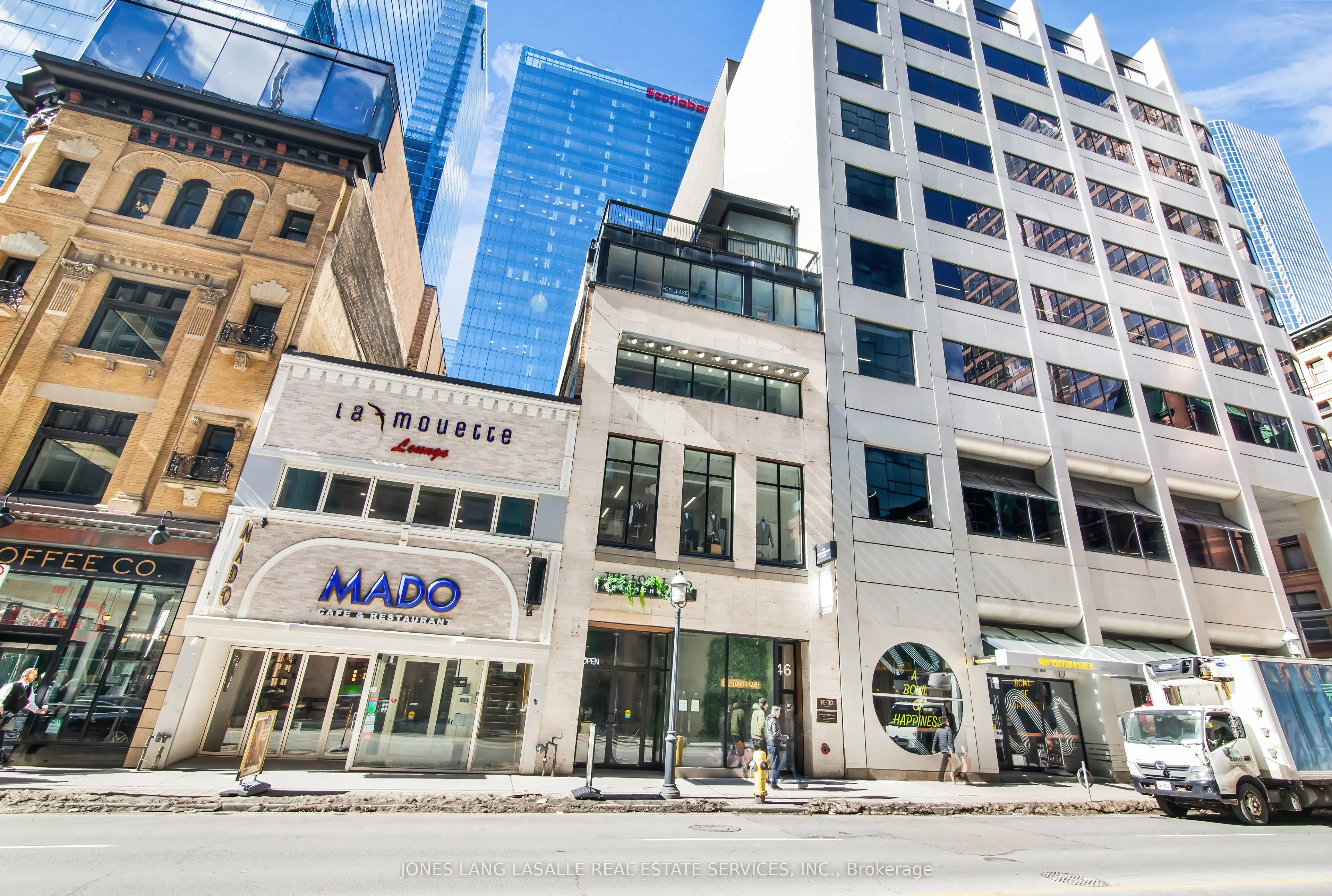 146 Yonge Street, #400