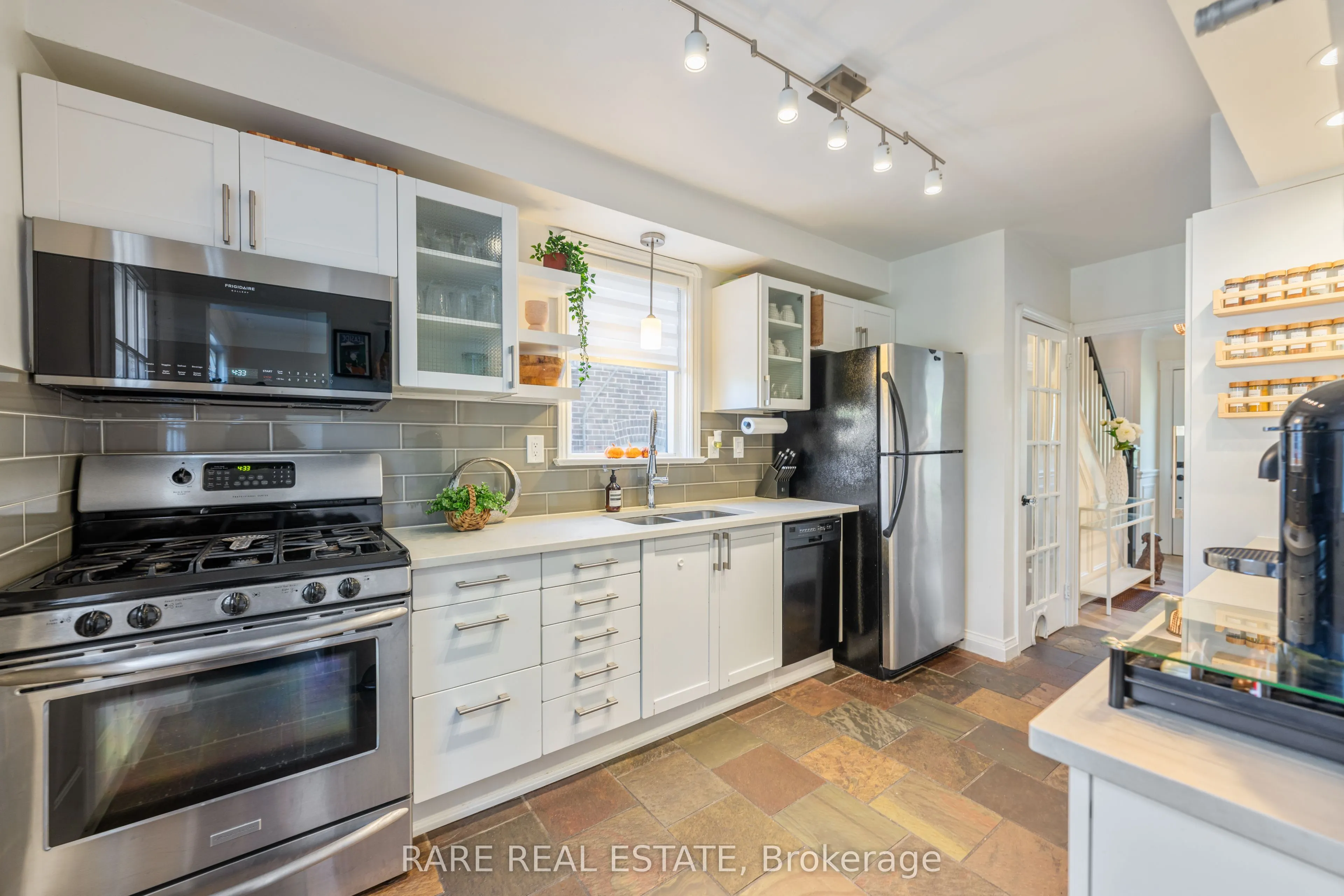 244 Donlea Drive