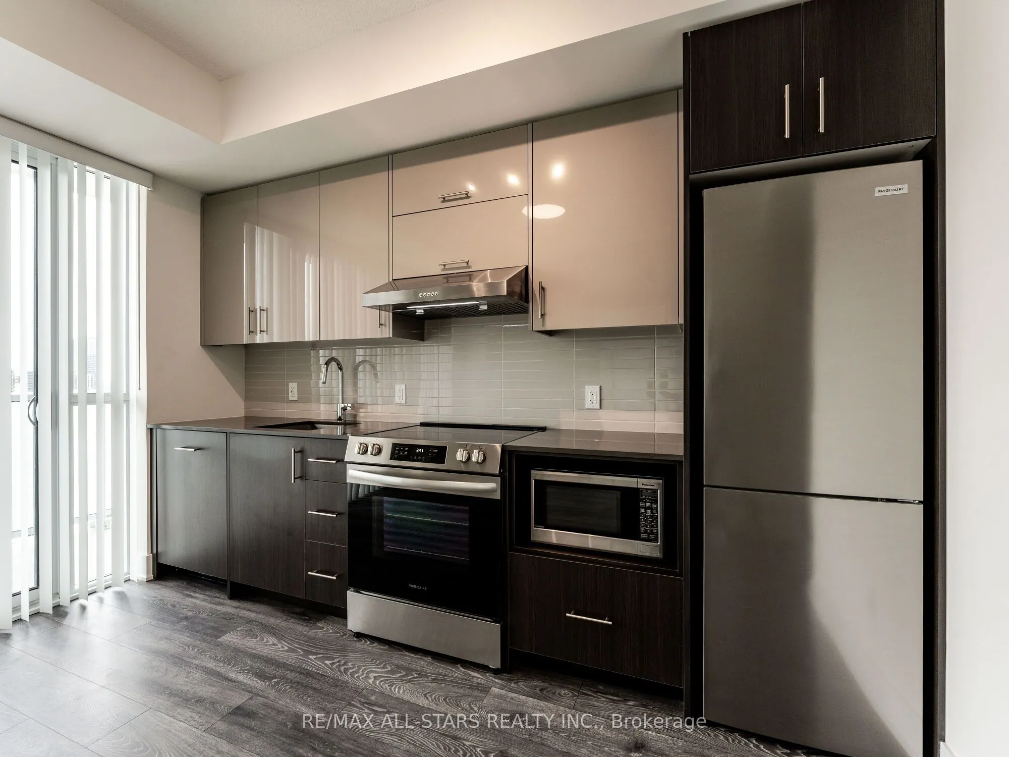 188 Fairview Mall Drive, #1512