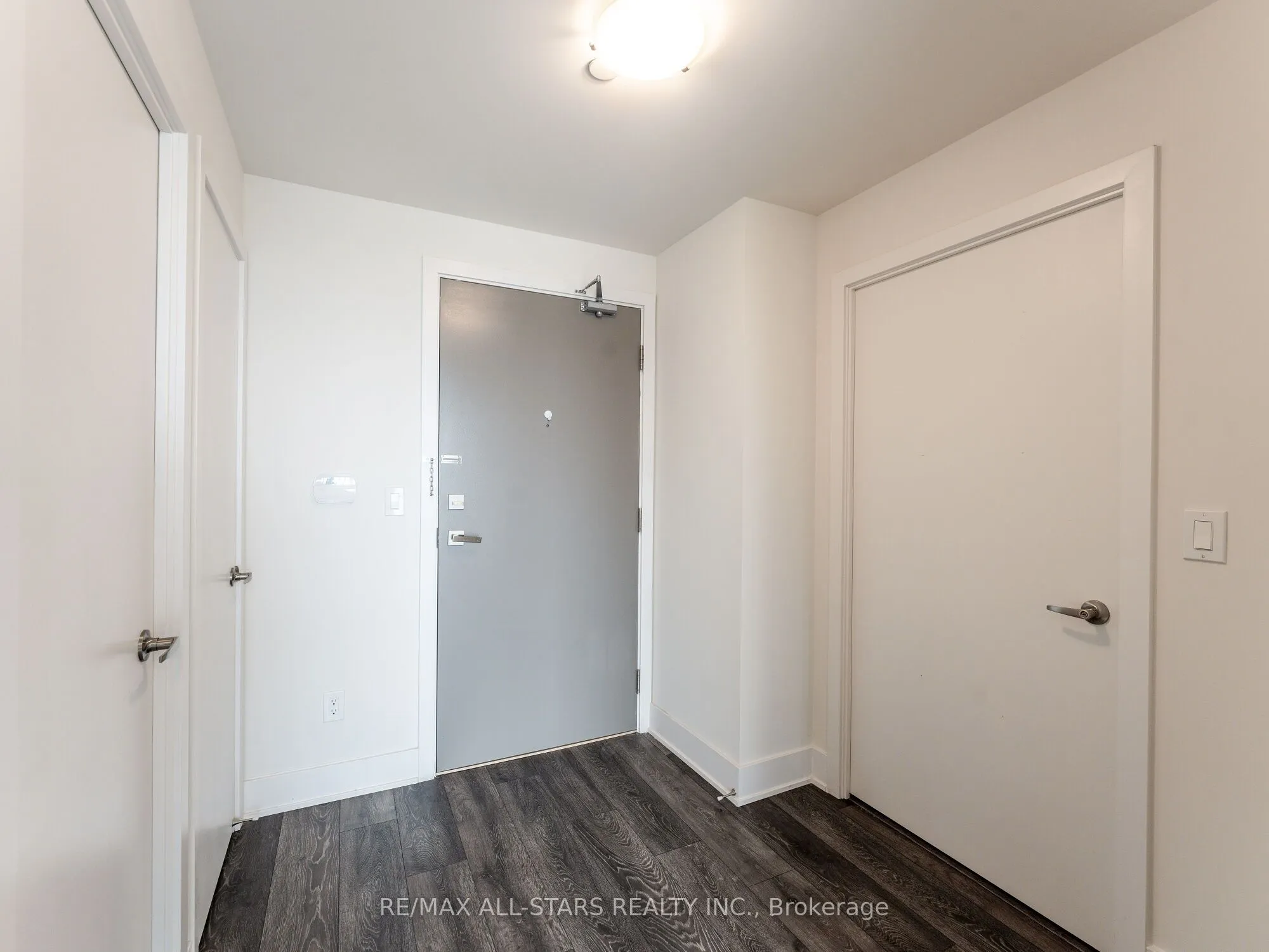 188 Fairview Mall Drive, #1512