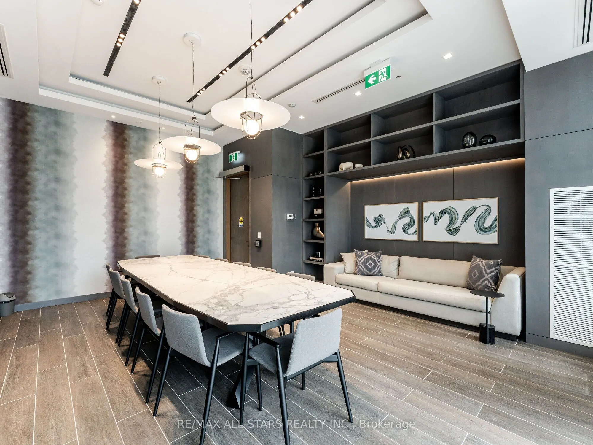 188 Fairview Mall Drive, #1512