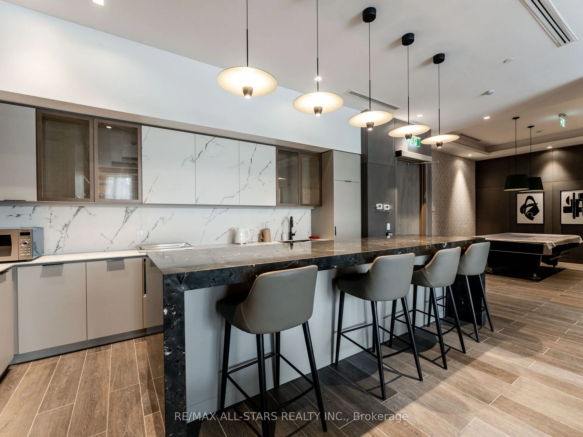 188 Fairview Mall Drive, #1512