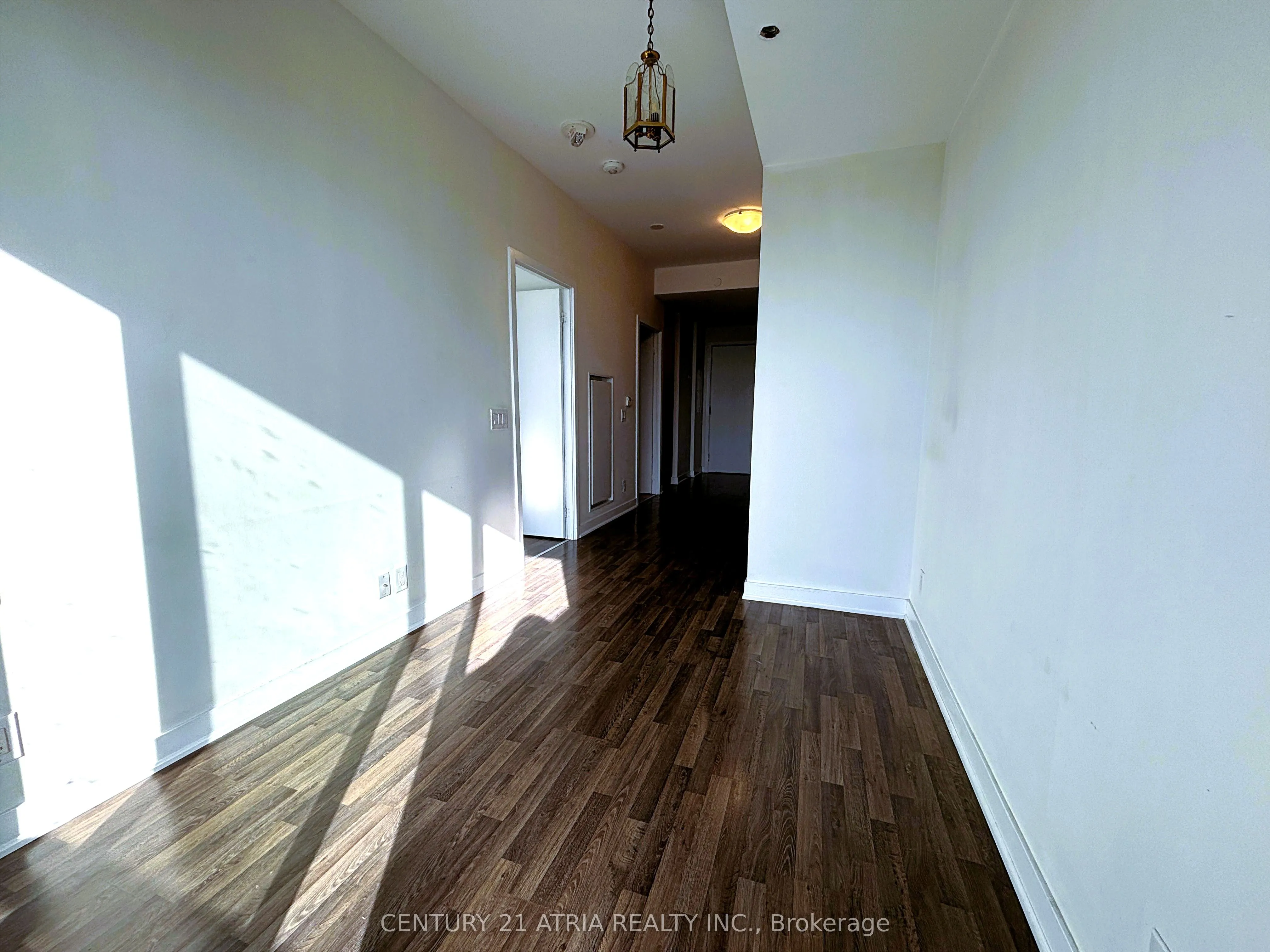 120 Parliament Street, #1709