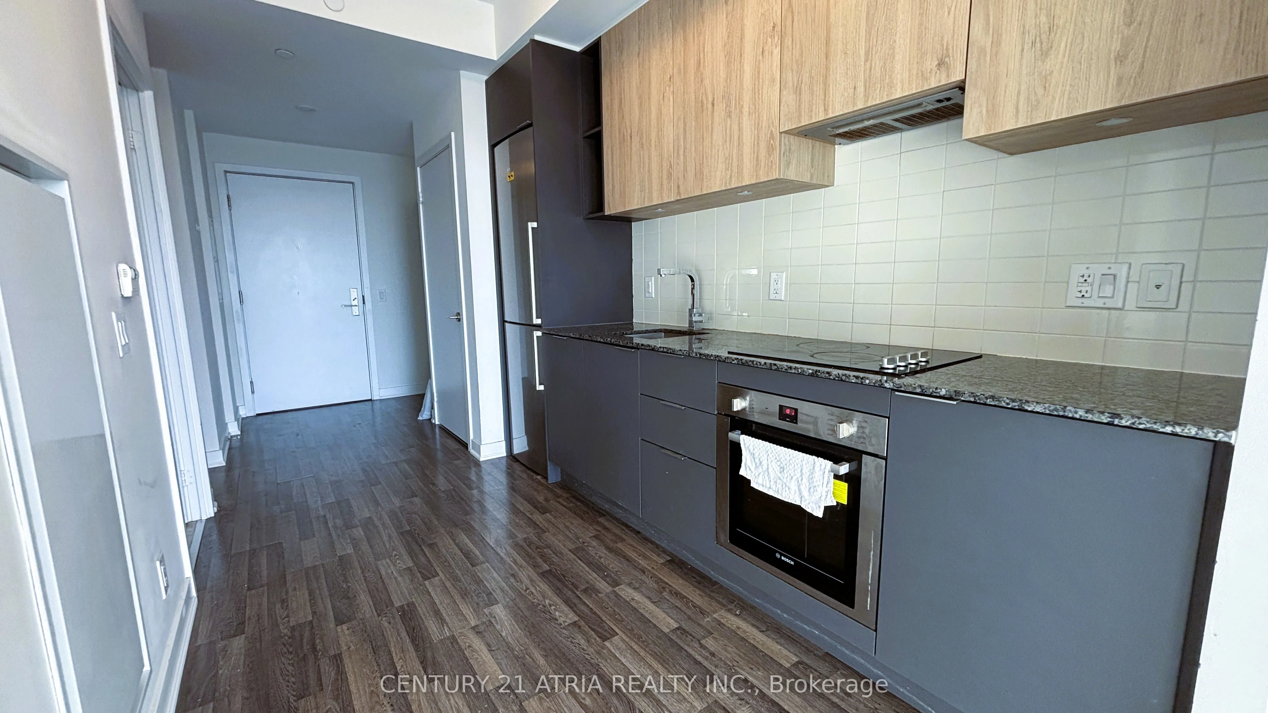 120 Parliament Street, #1709