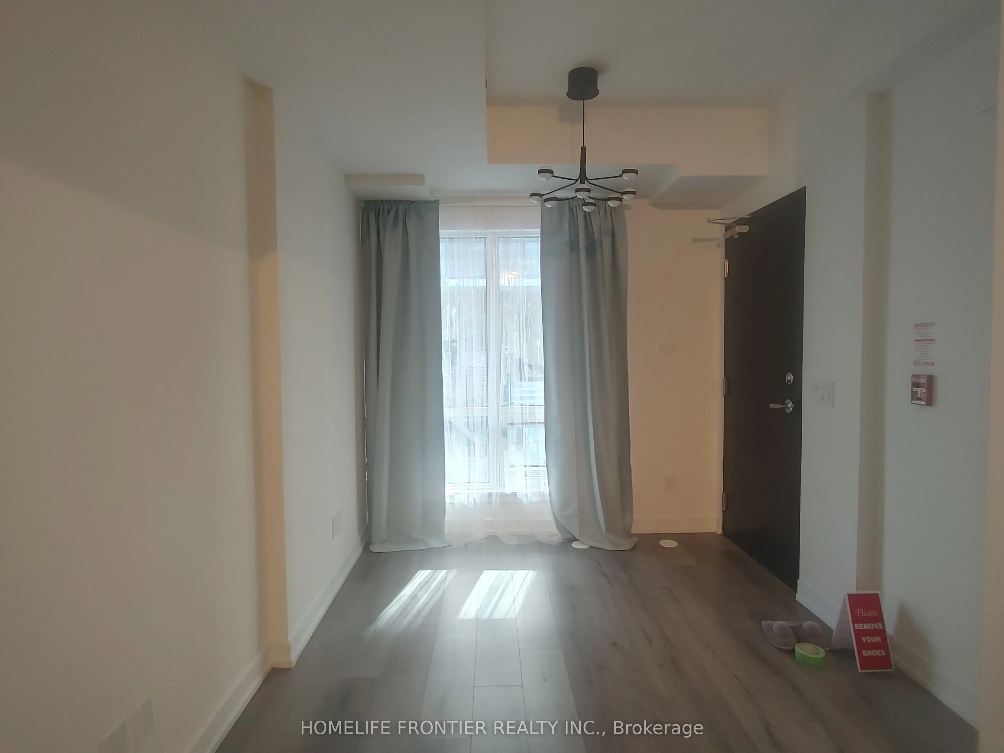 871 Sheppard Avenue W, #18
