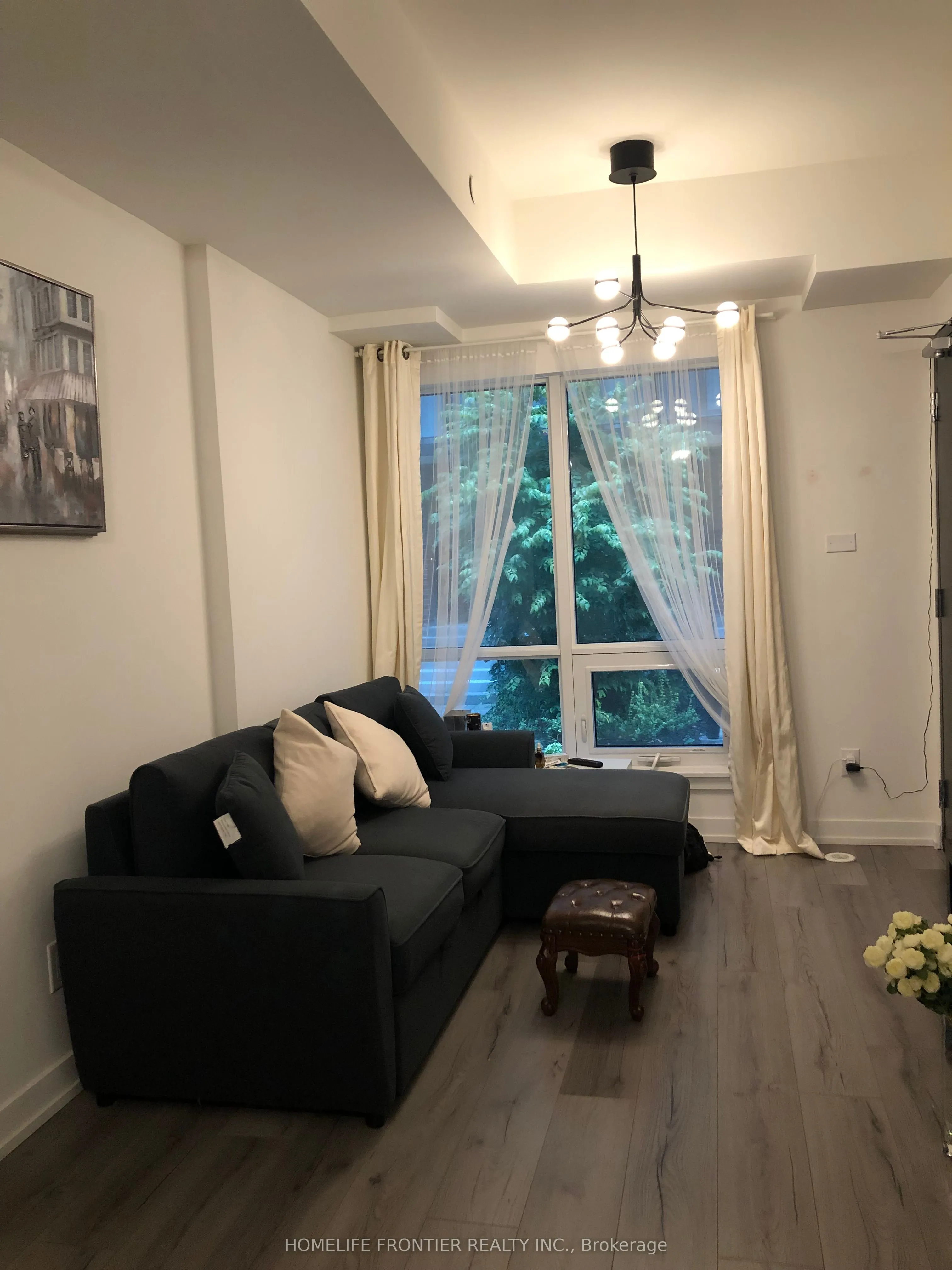 871 Sheppard Avenue W, #18