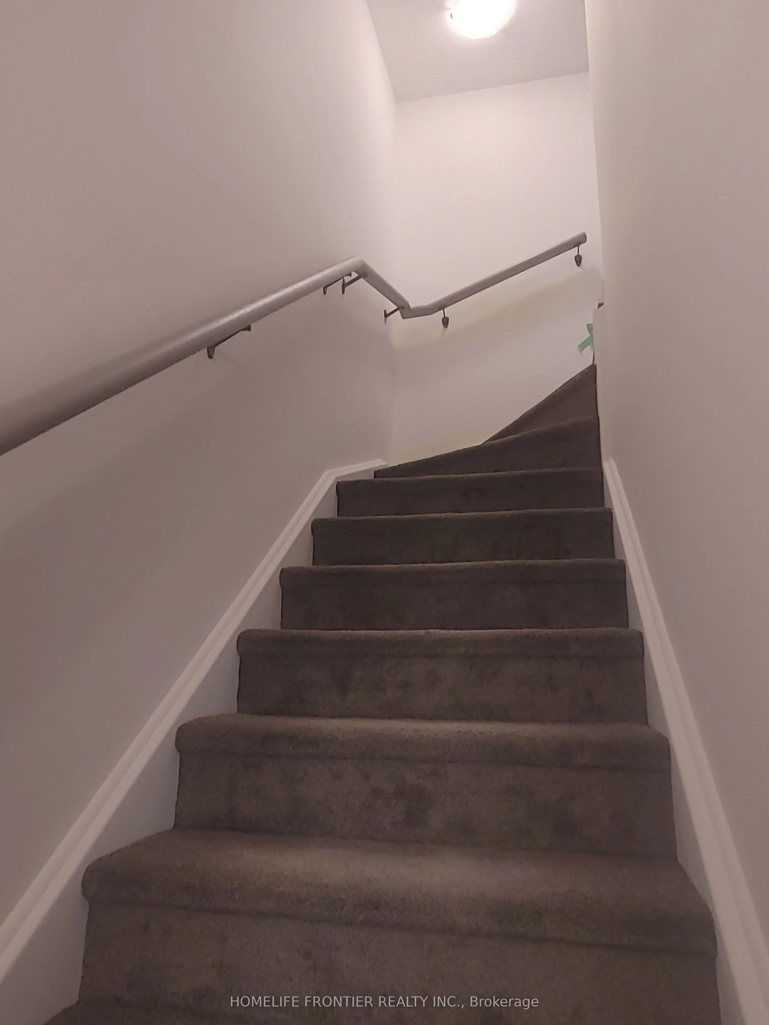 871 Sheppard Avenue W, #18