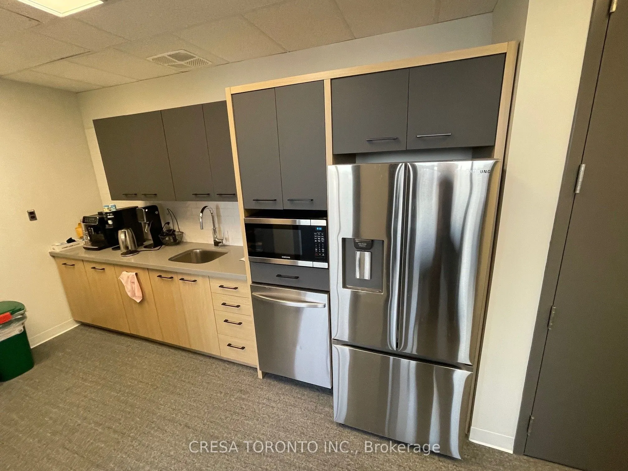 20 Eglinton Avenue W, #1902