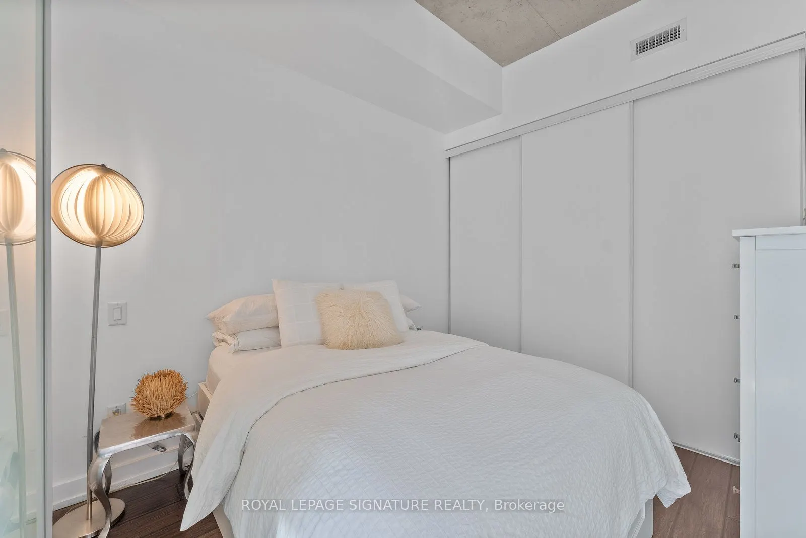 20 Stewart Street, #504