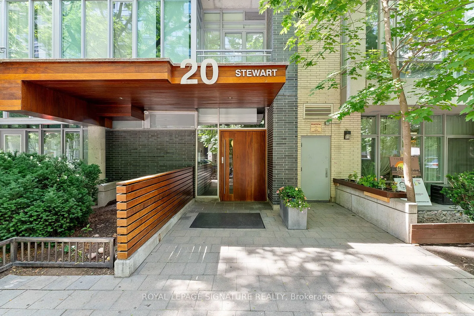 20 Stewart Street, #504