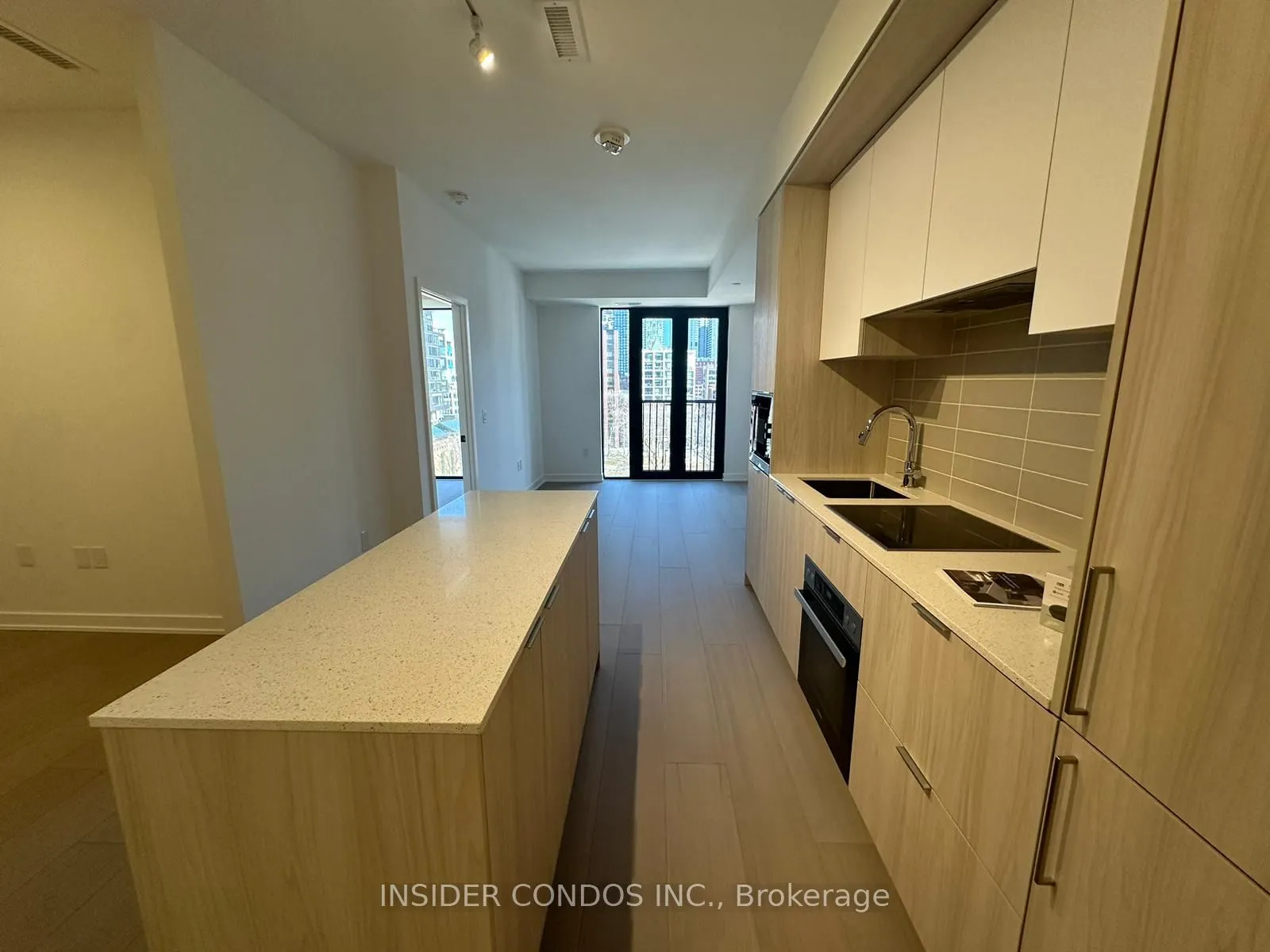 123 Portland Street, #06