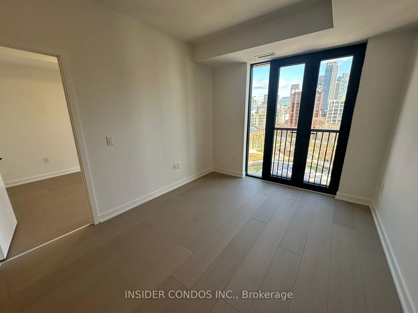 123 Portland Street, #06