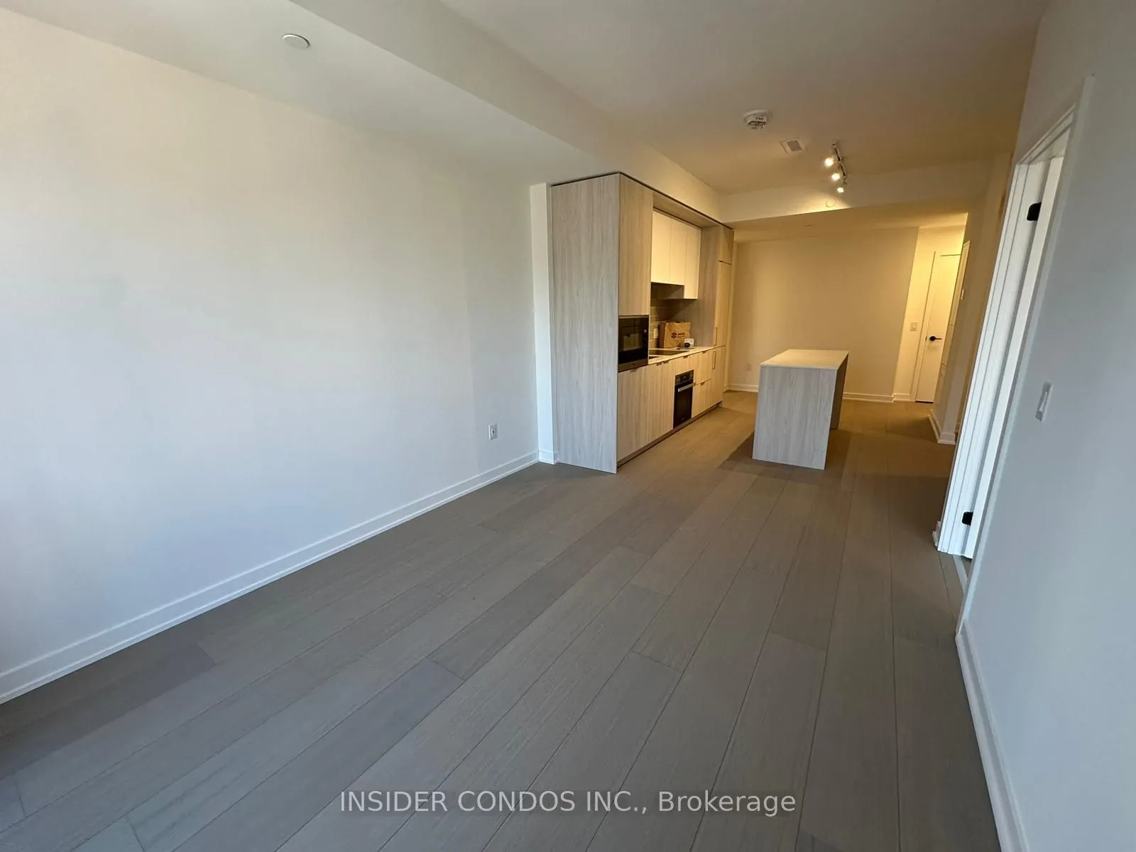 123 Portland Street, #06