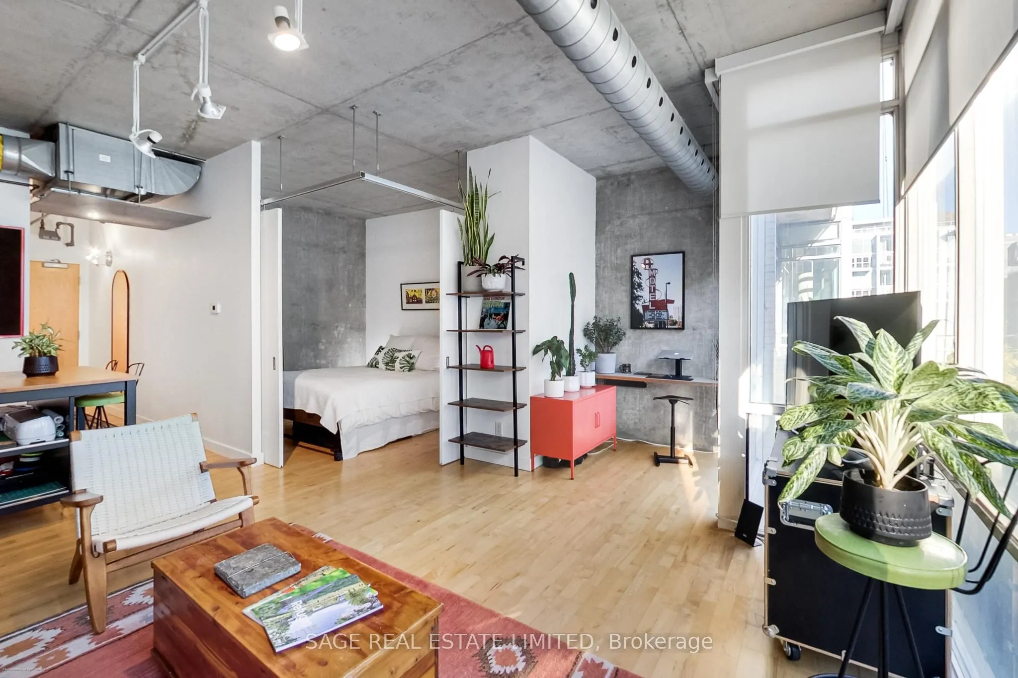 32 Stewart Street, #504