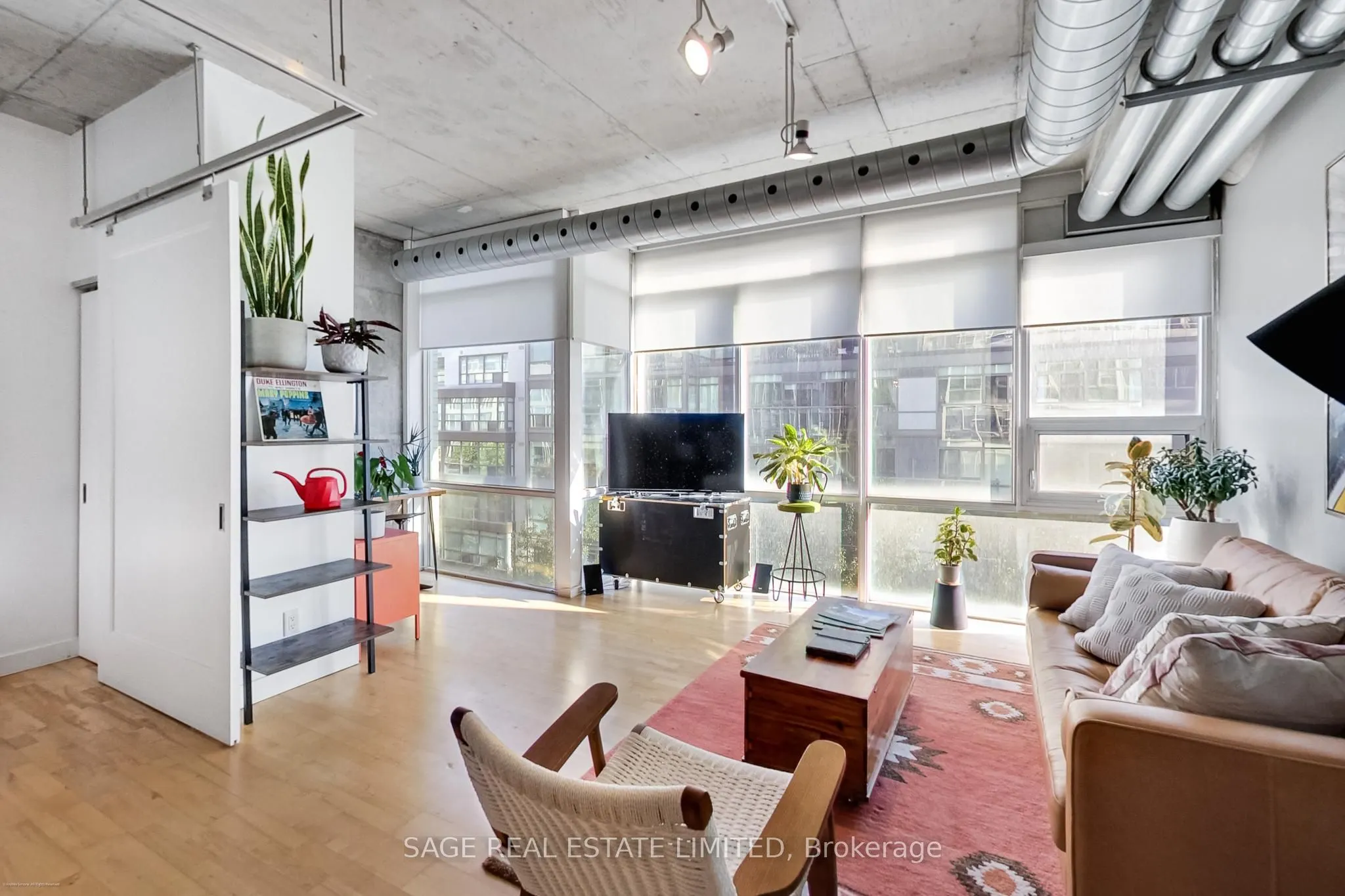 32 Stewart Street, #504