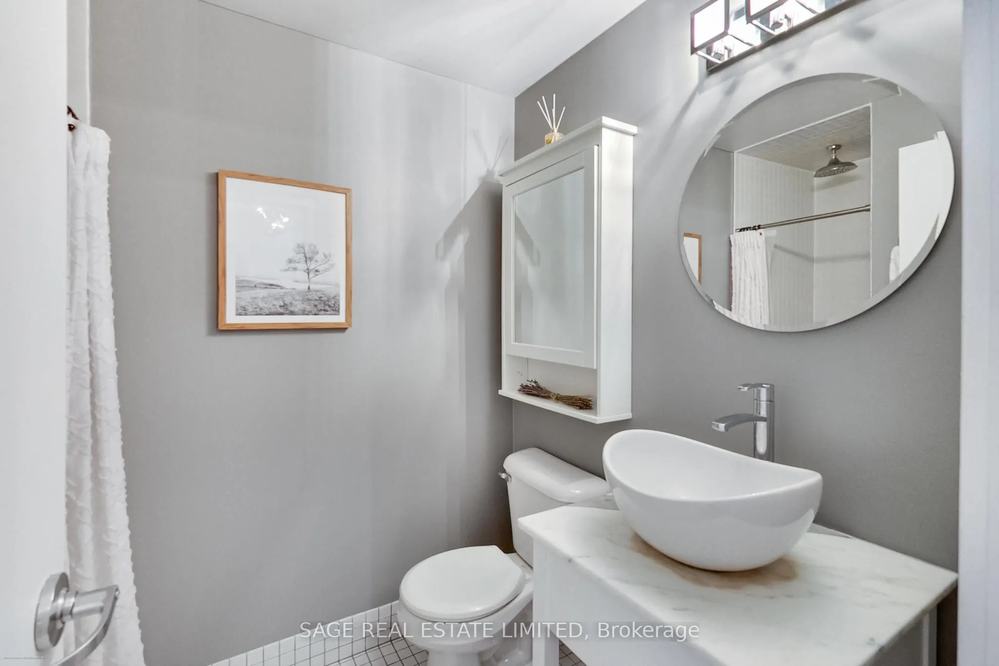 32 Stewart Street, #504