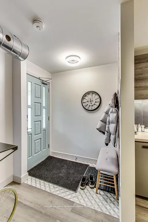 205 Bathurst Street