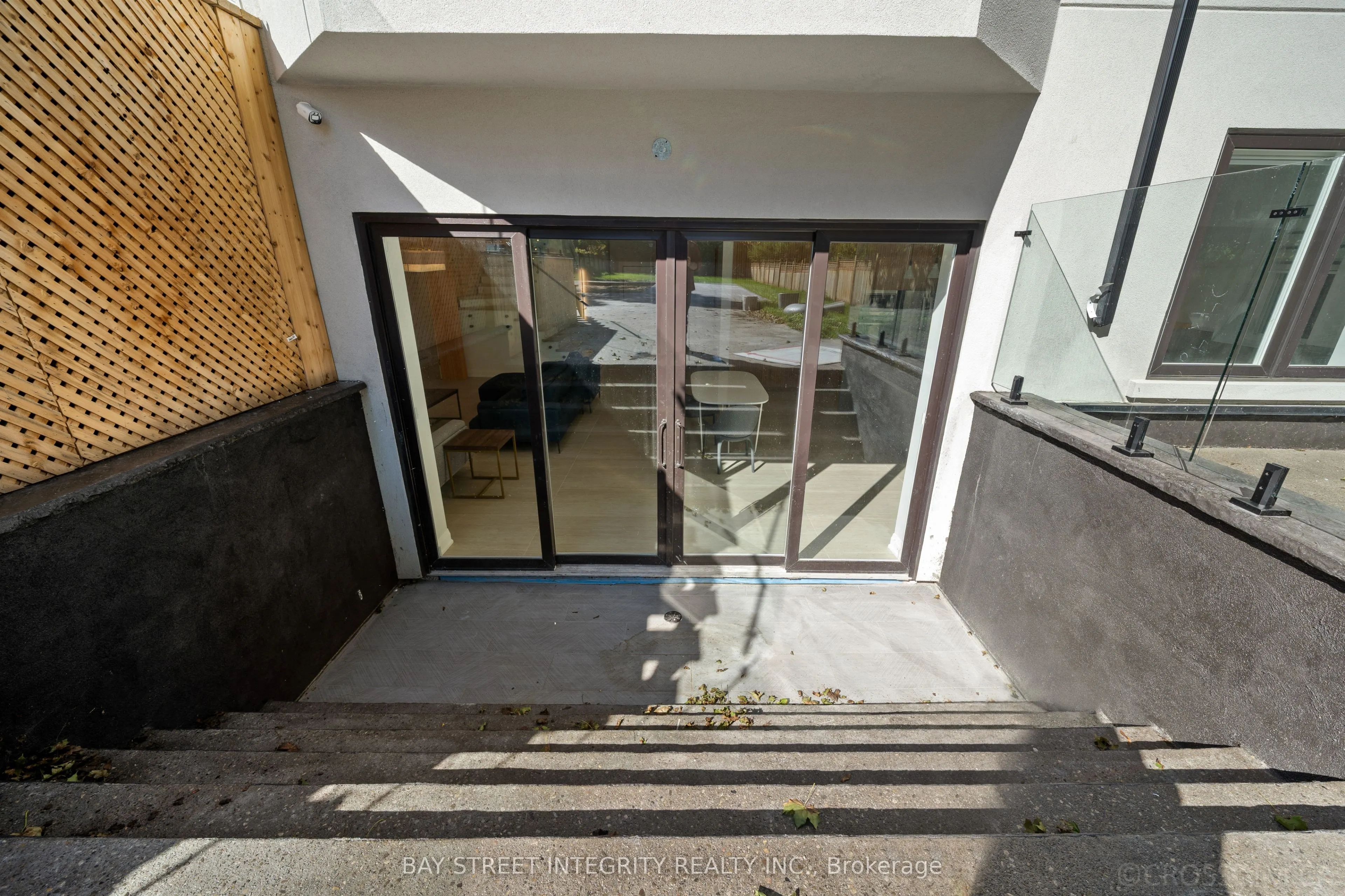207 Ellerslie Avenue