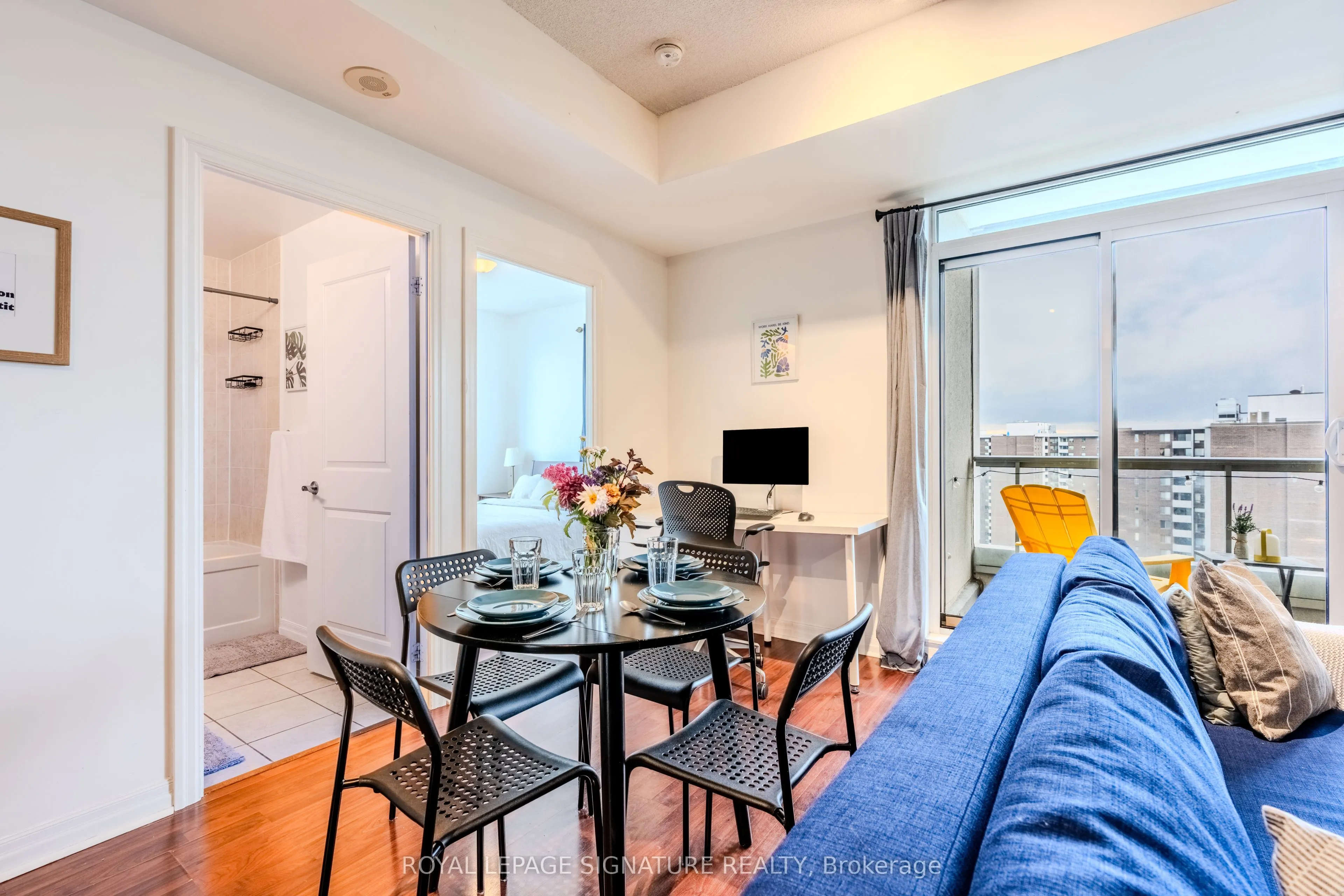 30 Herons Hill Way, #1901