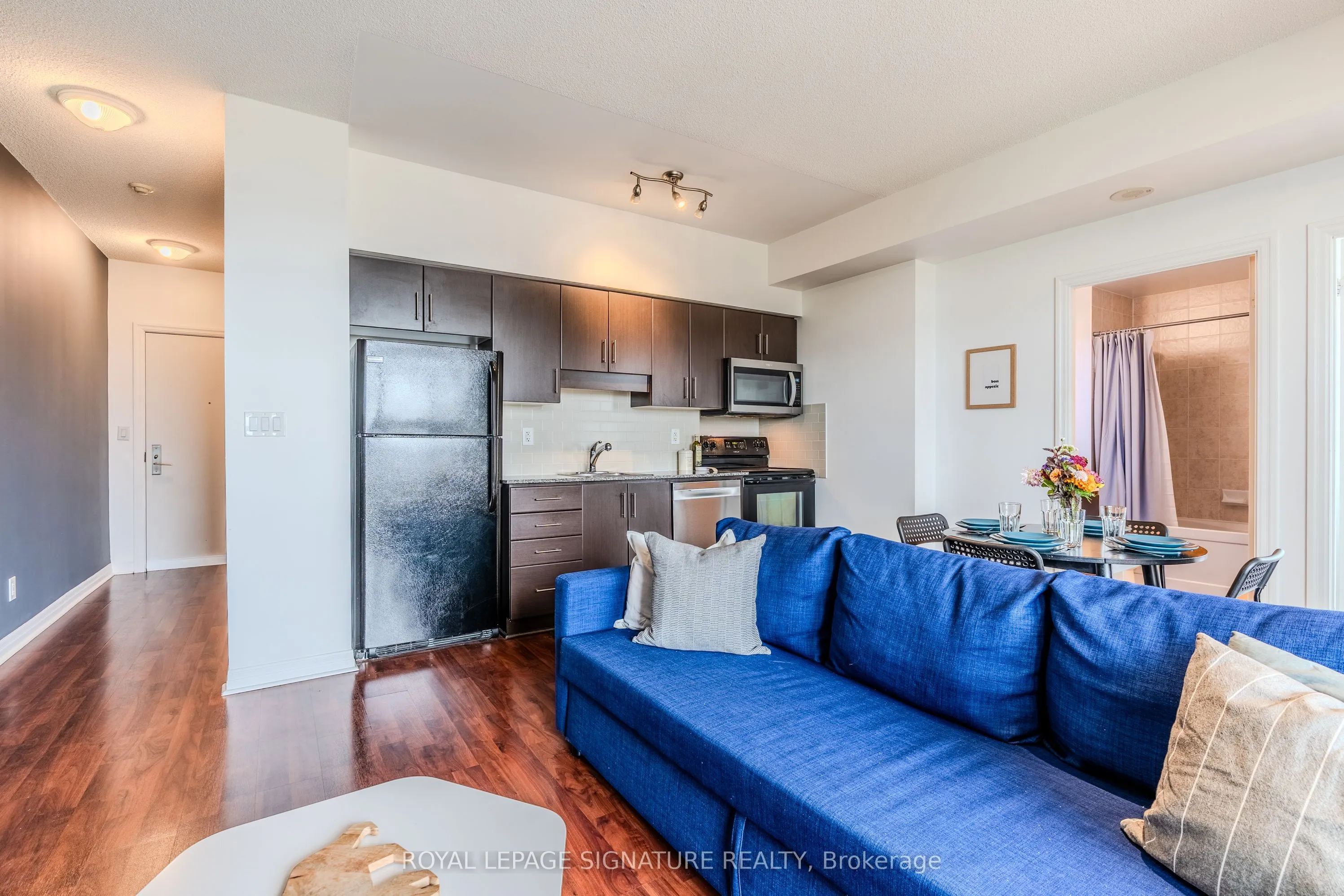 30 Herons Hill Way, #1901