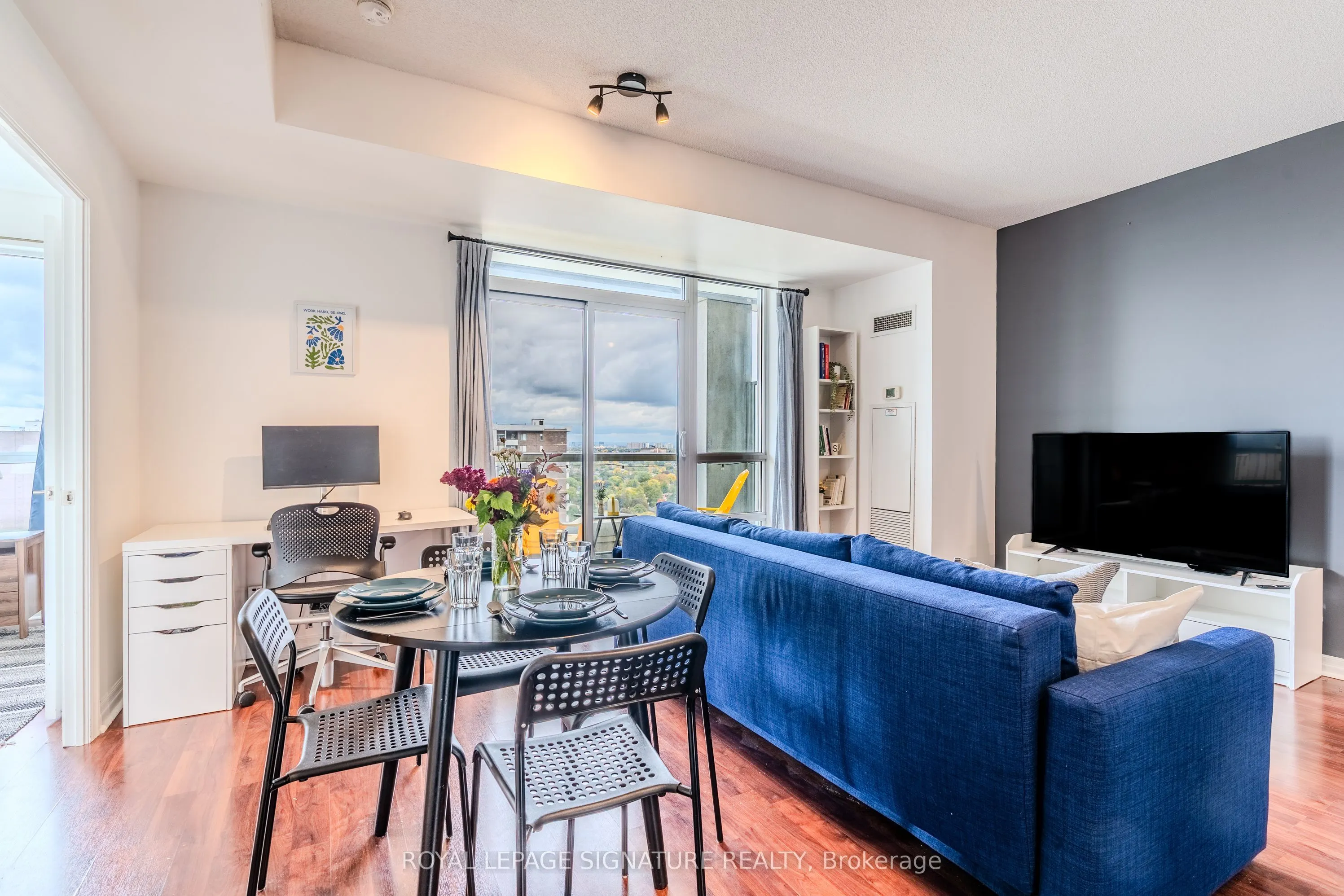 30 Herons Hill Way, #1901