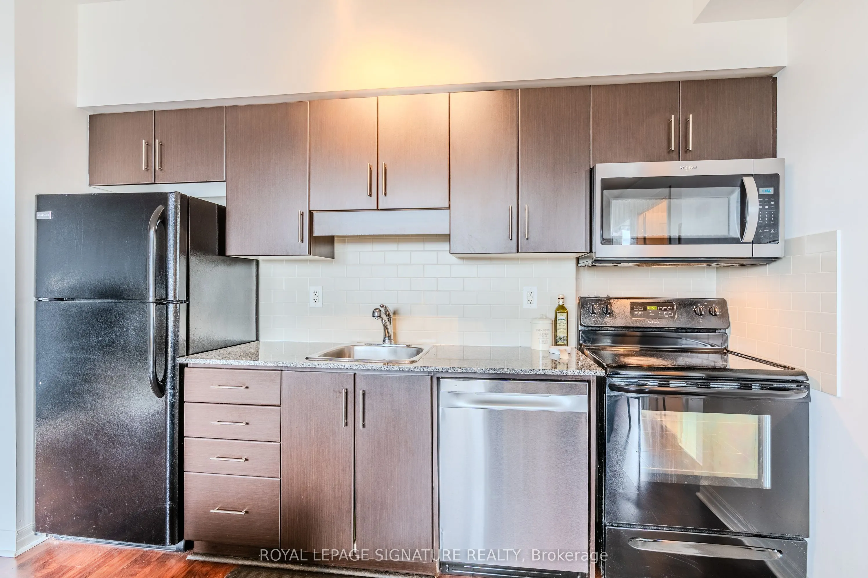 30 Herons Hill Way, #1901