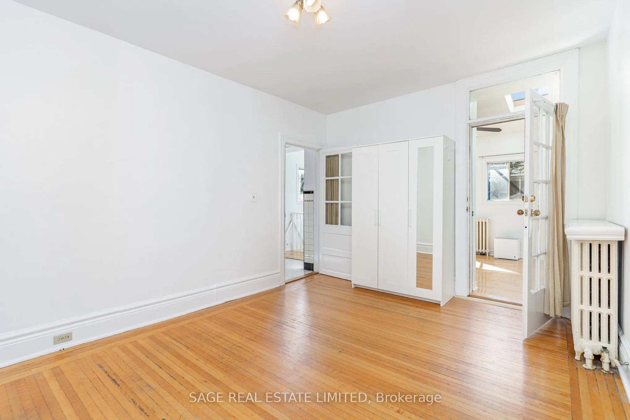 604 Ossington Avenue, #Main