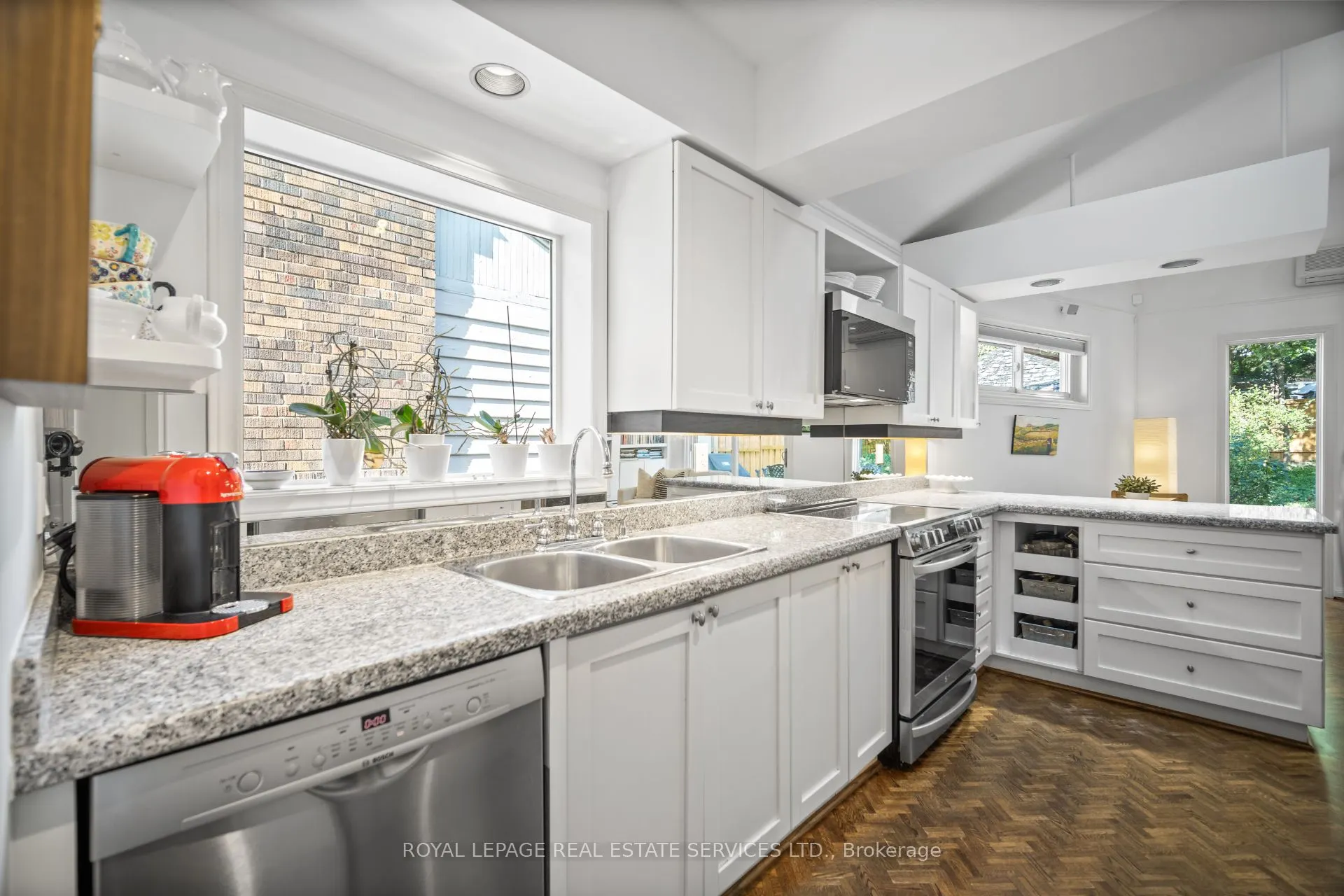 470 Roselawn Avenue
