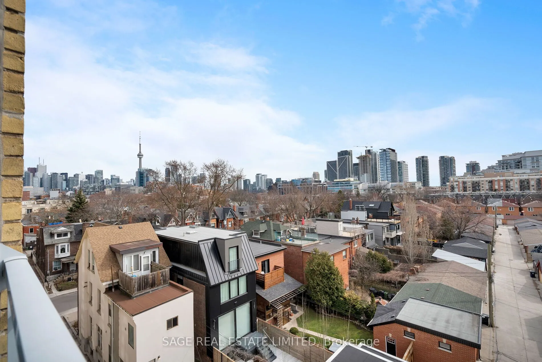 993 Queen Street W, #407