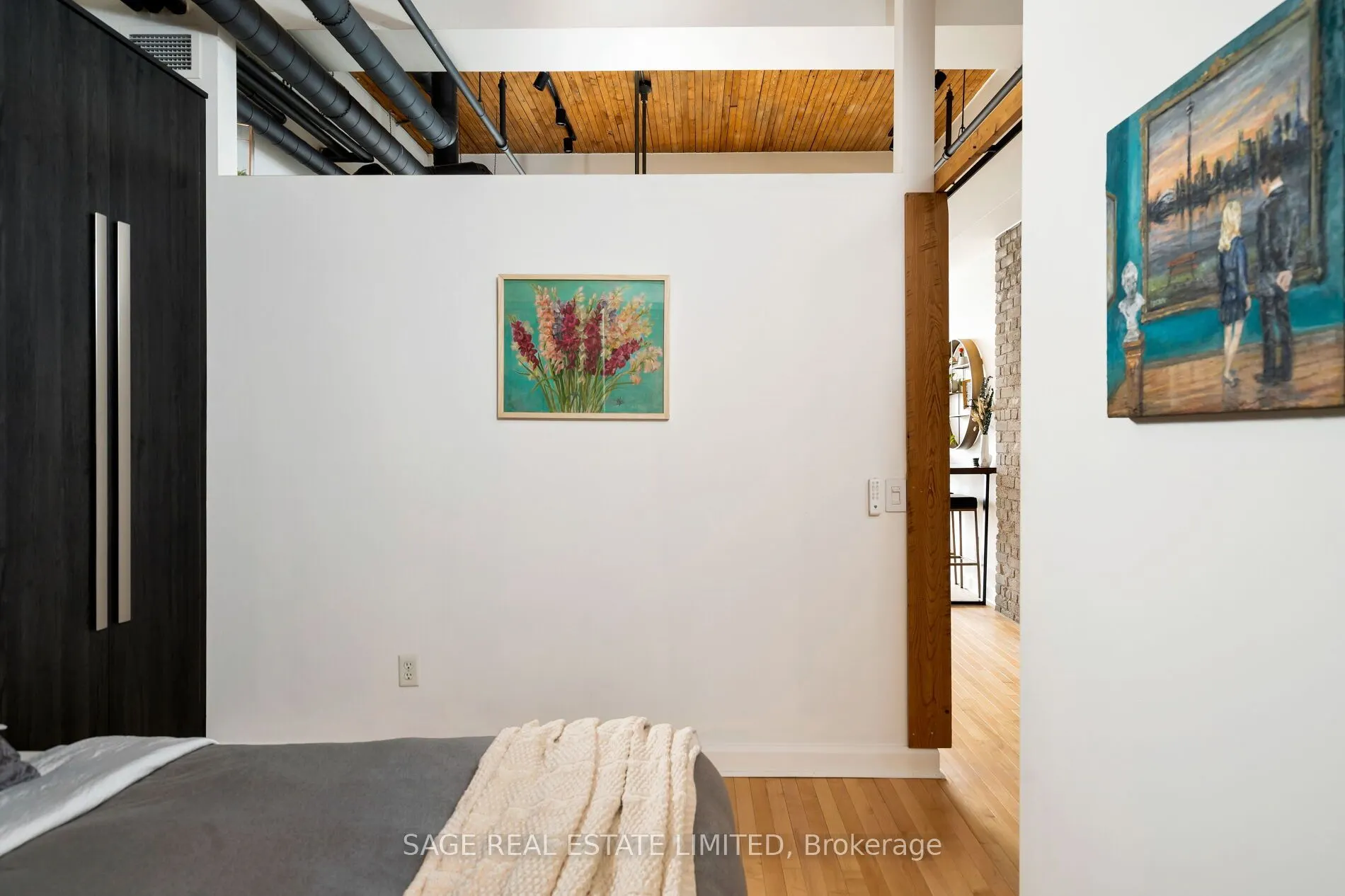 993 Queen Street W, #407