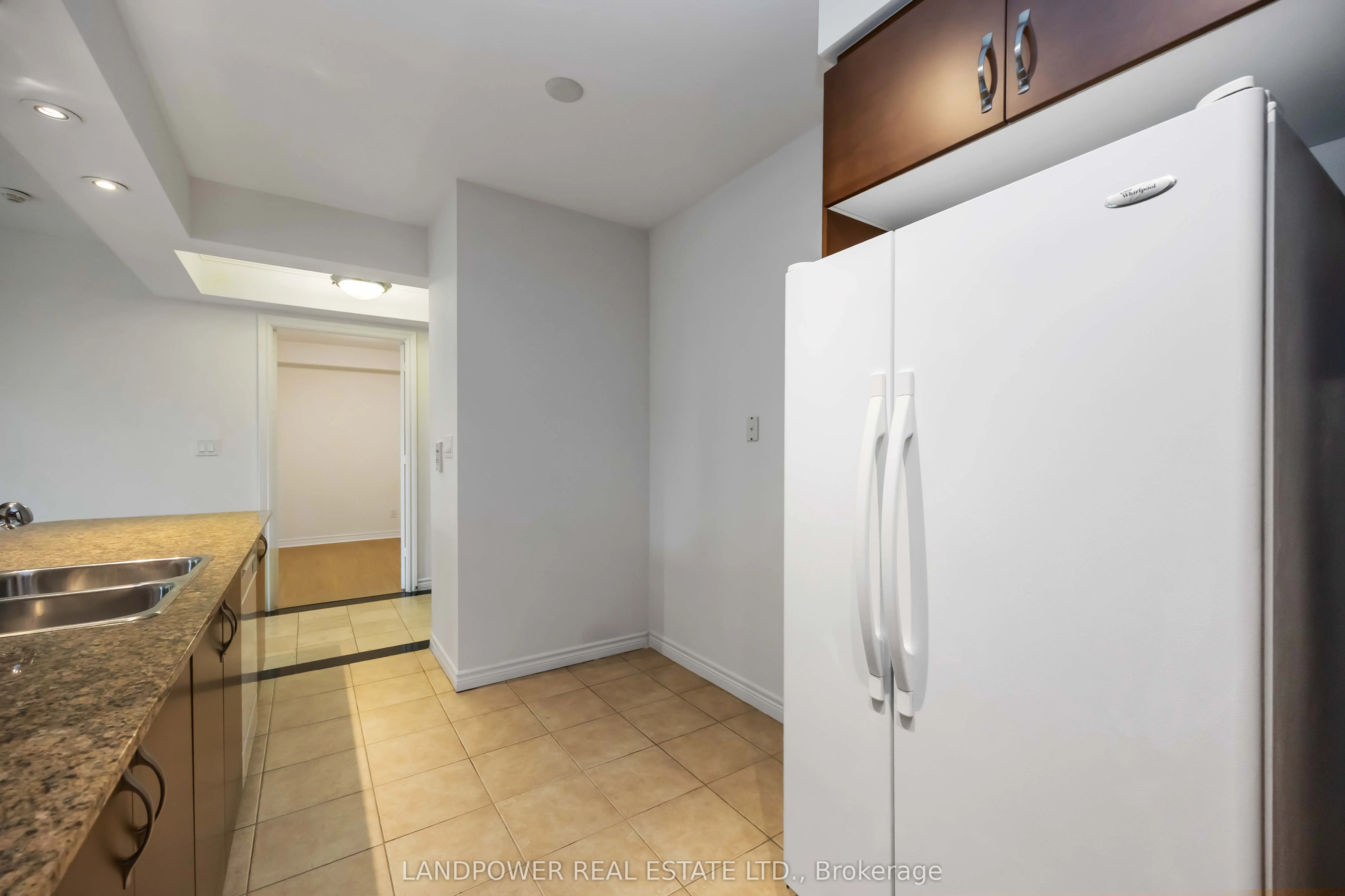 38 William Carson Crescent, #621