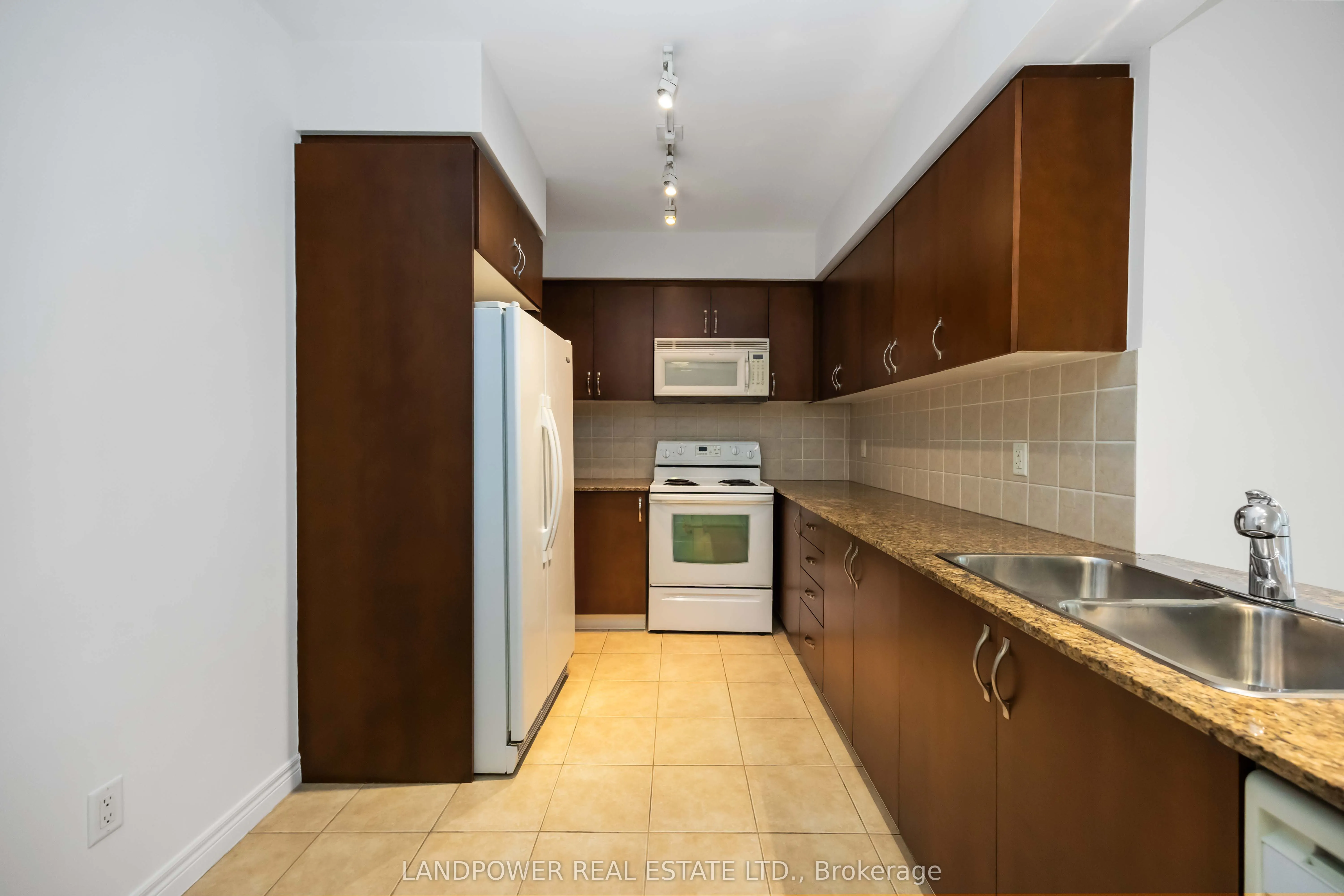 38 William Carson Crescent, #621