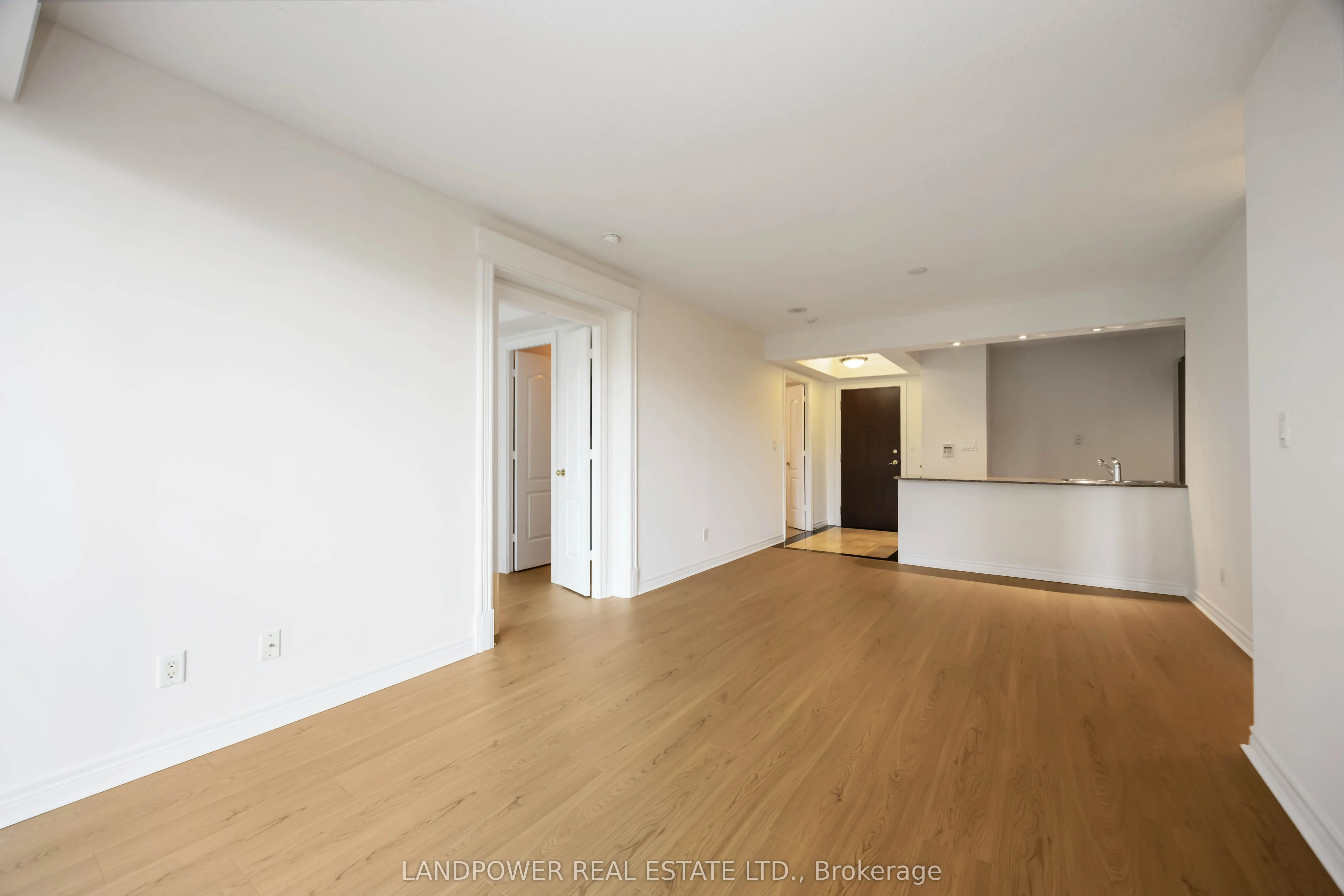 38 William Carson Crescent, #621