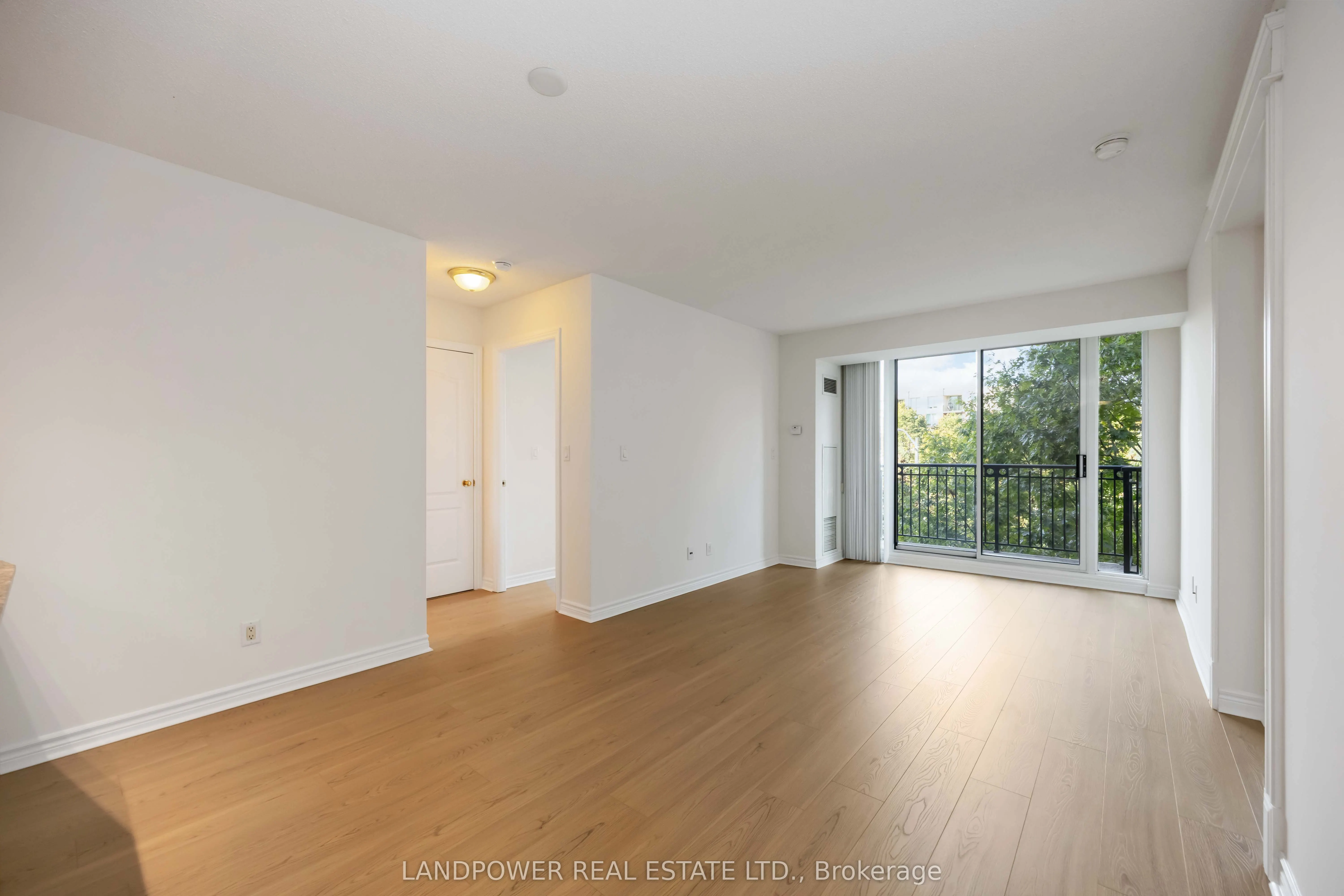 38 William Carson Crescent, #621