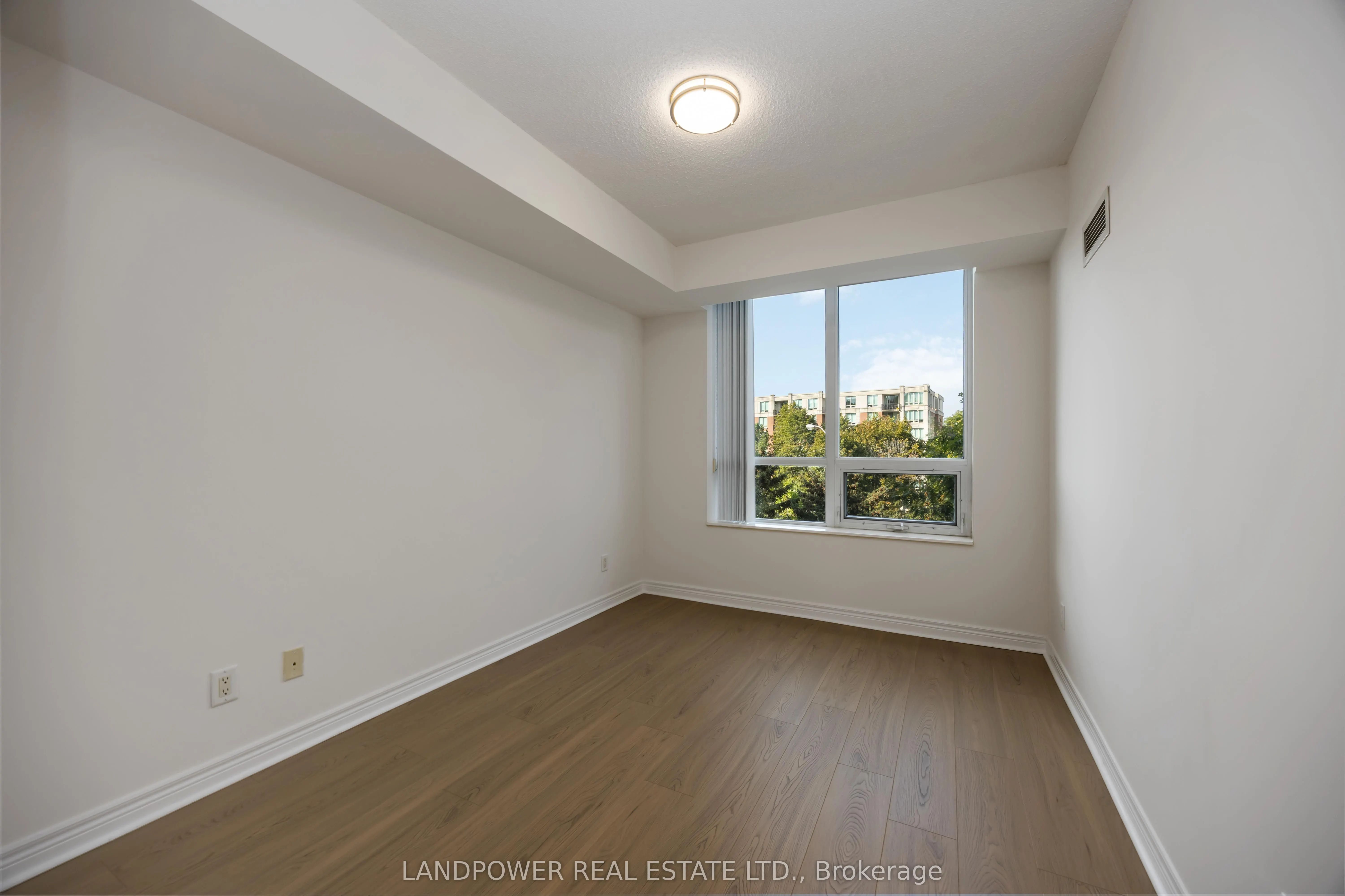 38 William Carson Crescent, #621