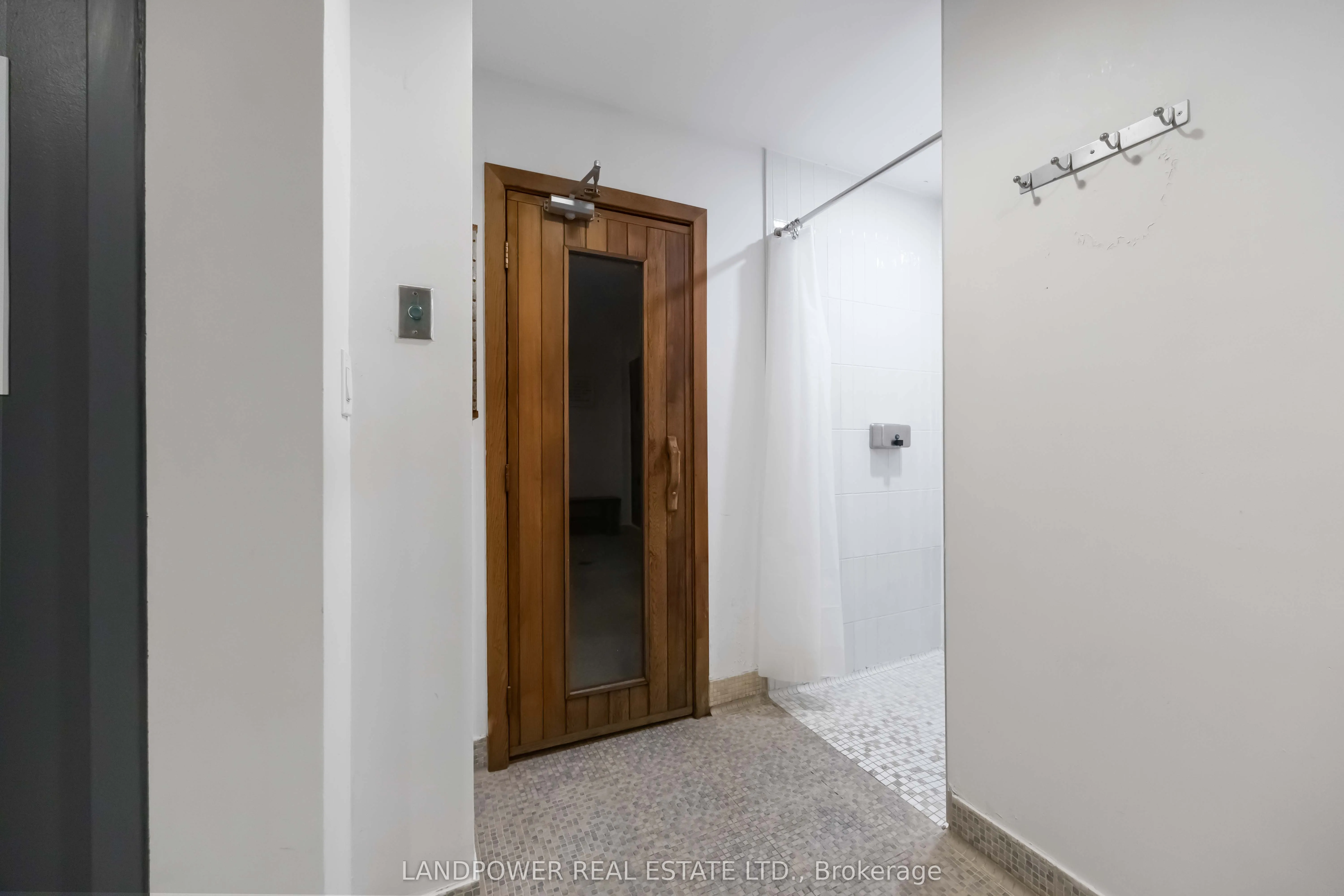 38 William Carson Crescent, #621