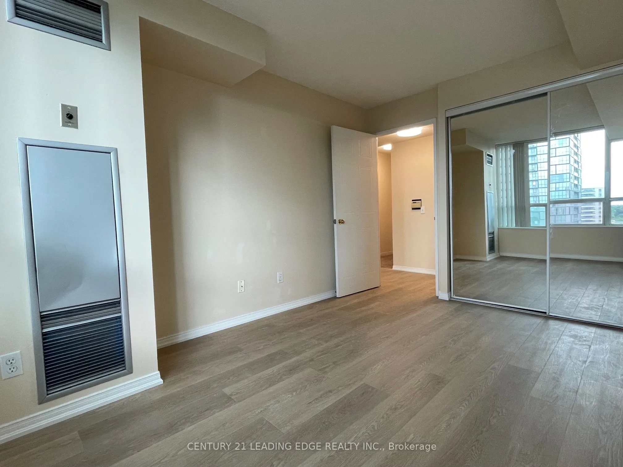 238 Doris Avenue, #1801