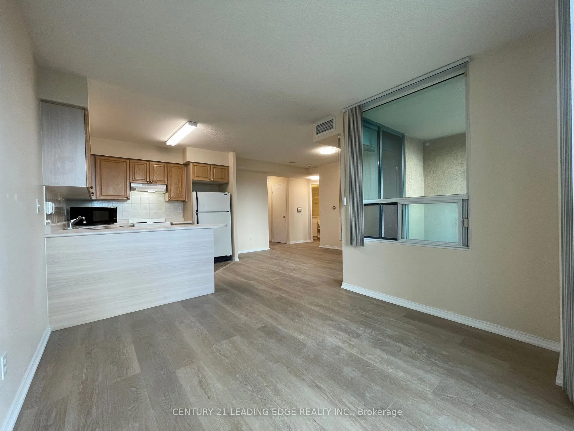 238 Doris Avenue, #1801