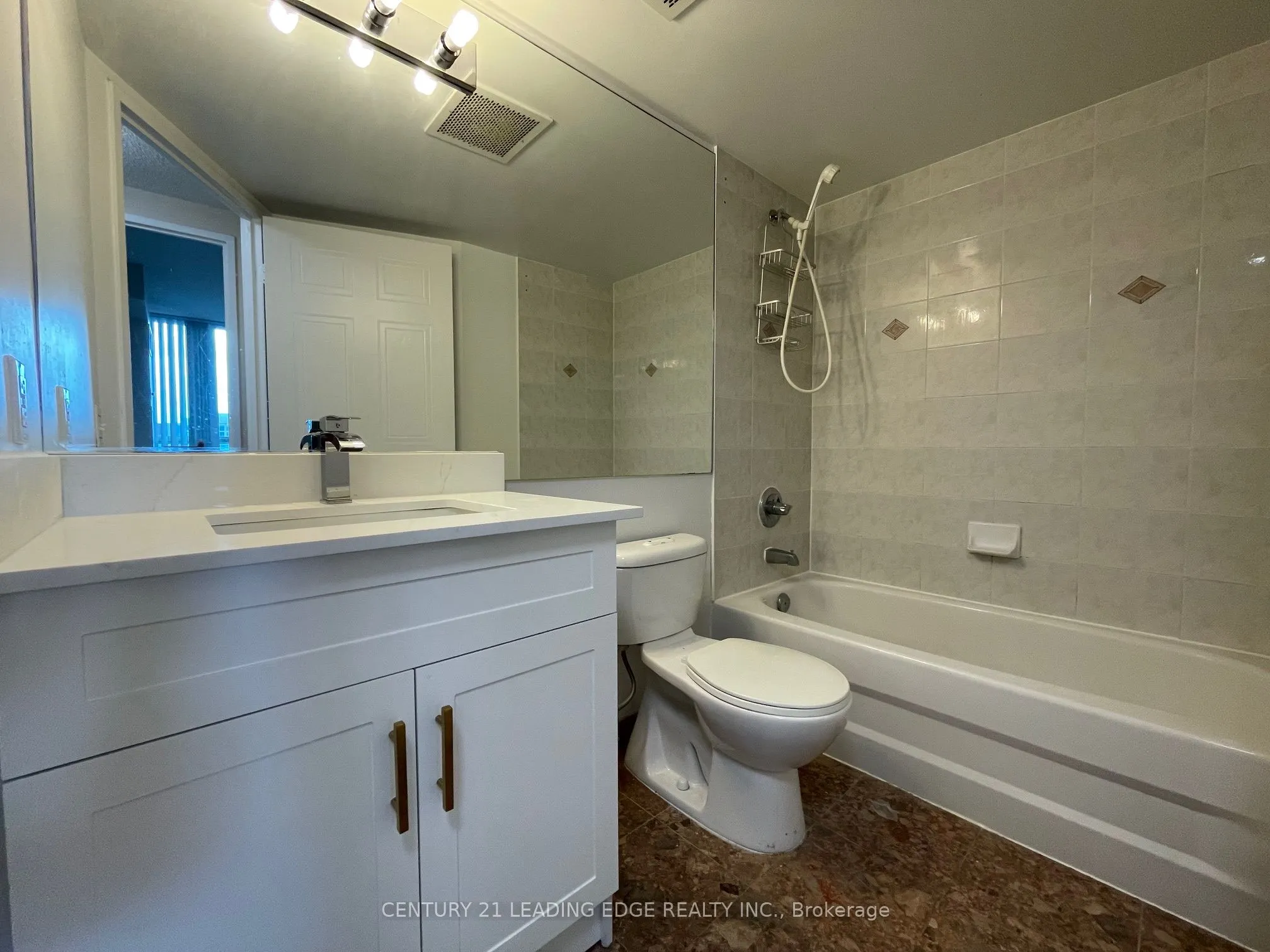 238 Doris Avenue, #1801