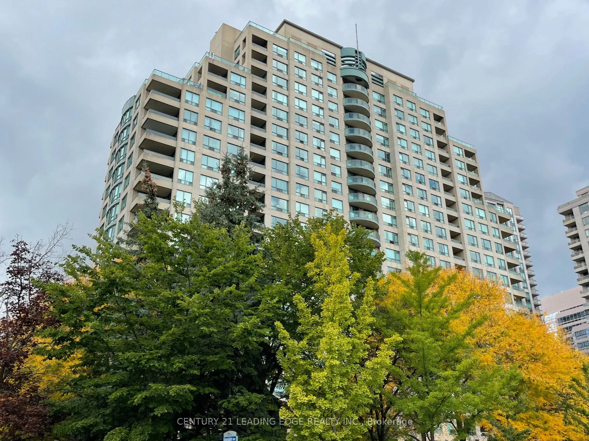 238 Doris Avenue, #1801