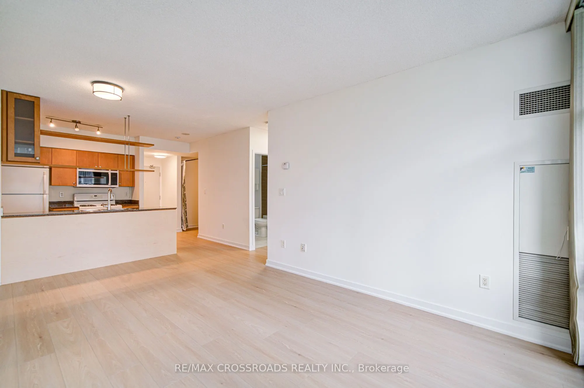 10 Navy Wharf Court, #901