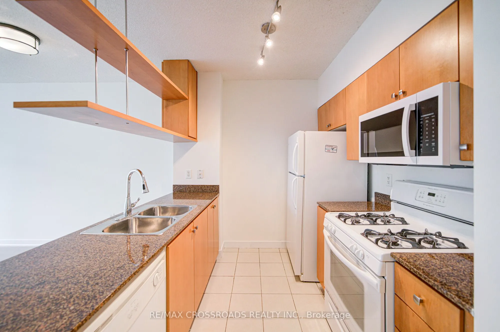 10 Navy Wharf Court, #901