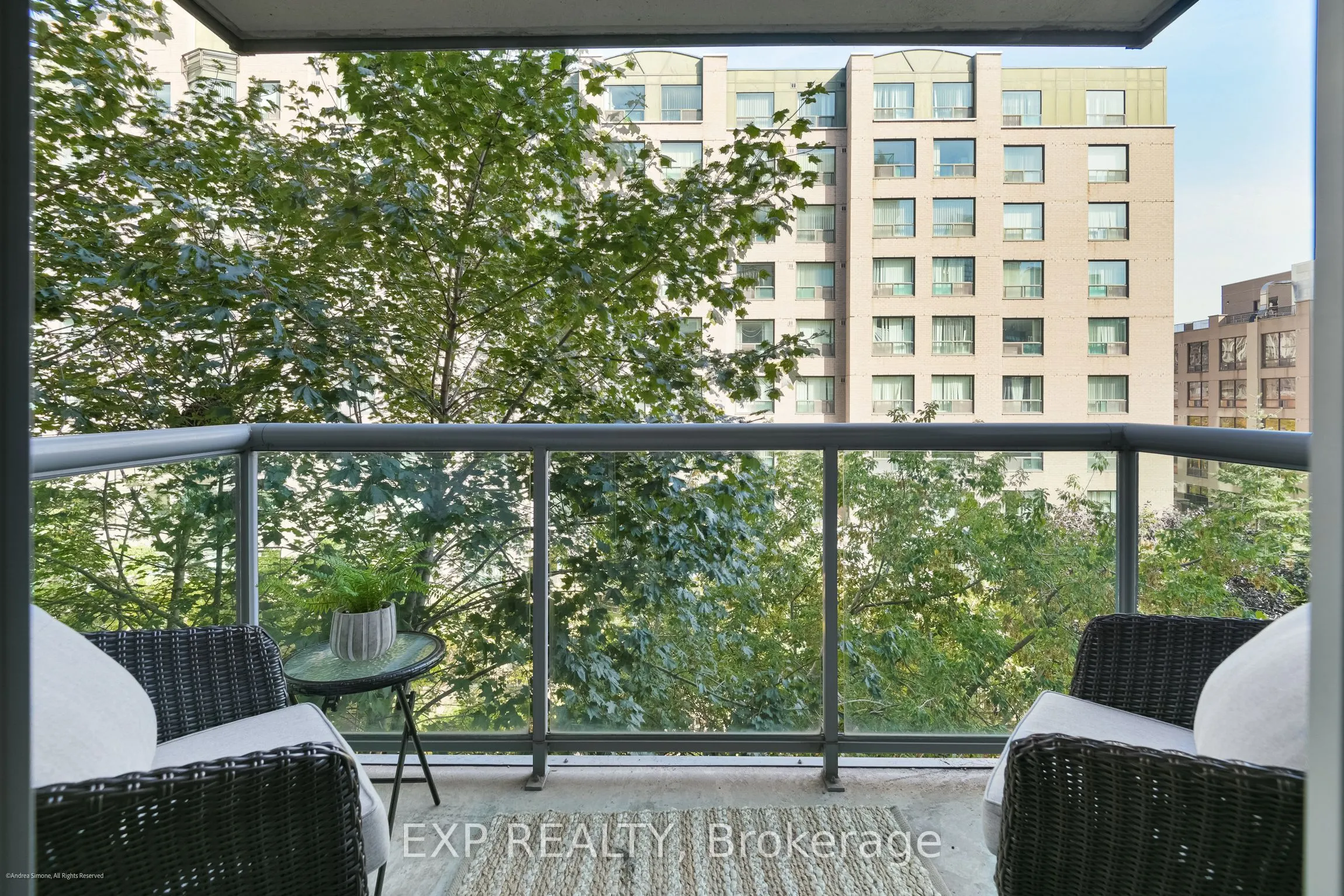 109 Front Street E, #527