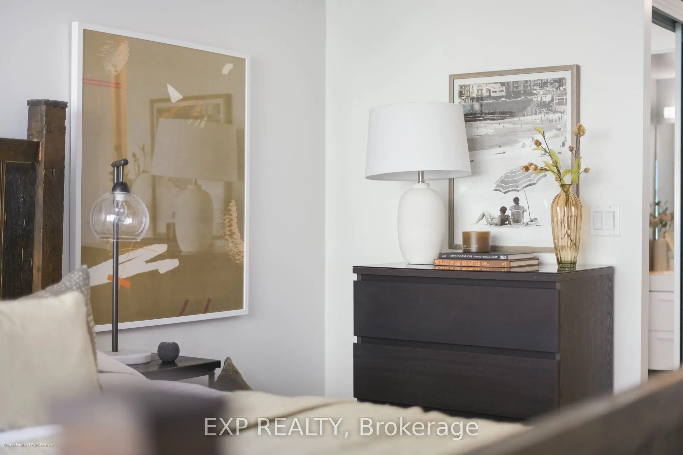 109 Front Street E, #527